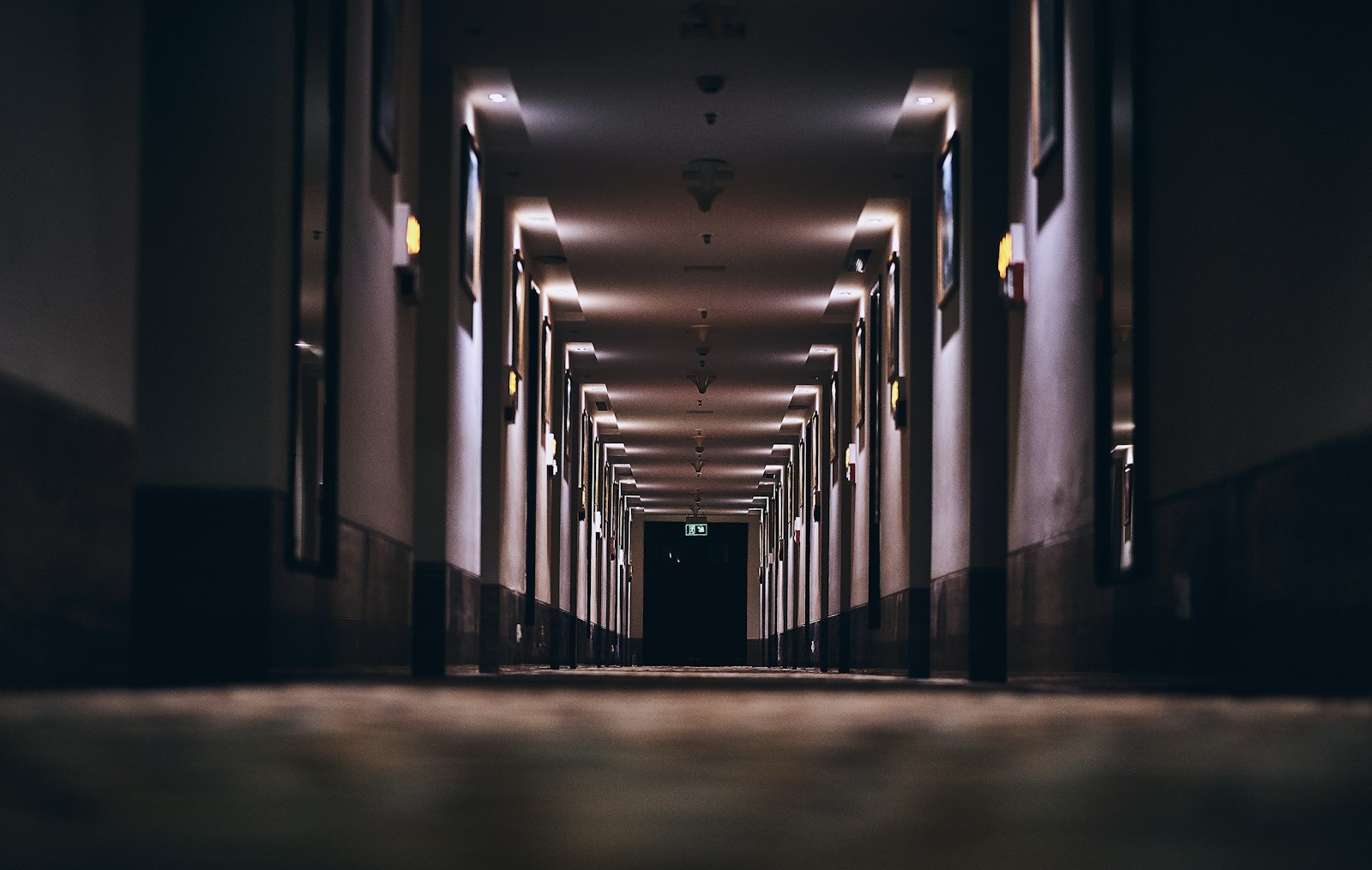 Sony a7 III + Sony Sonnar T* FE 55mm F1.8 ZA sample photo. Hallway with lights turned photography