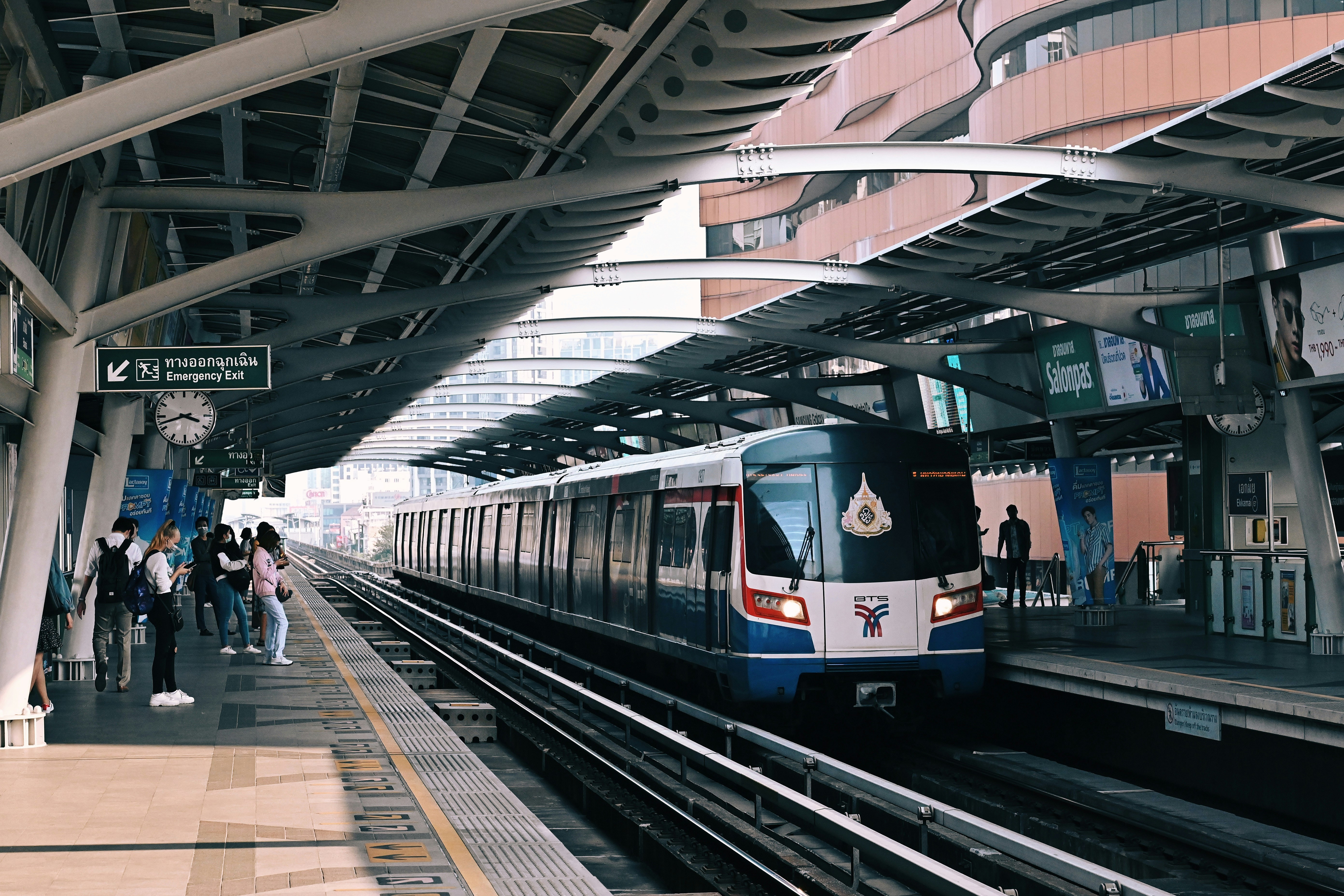 Photo by kenyonexawa