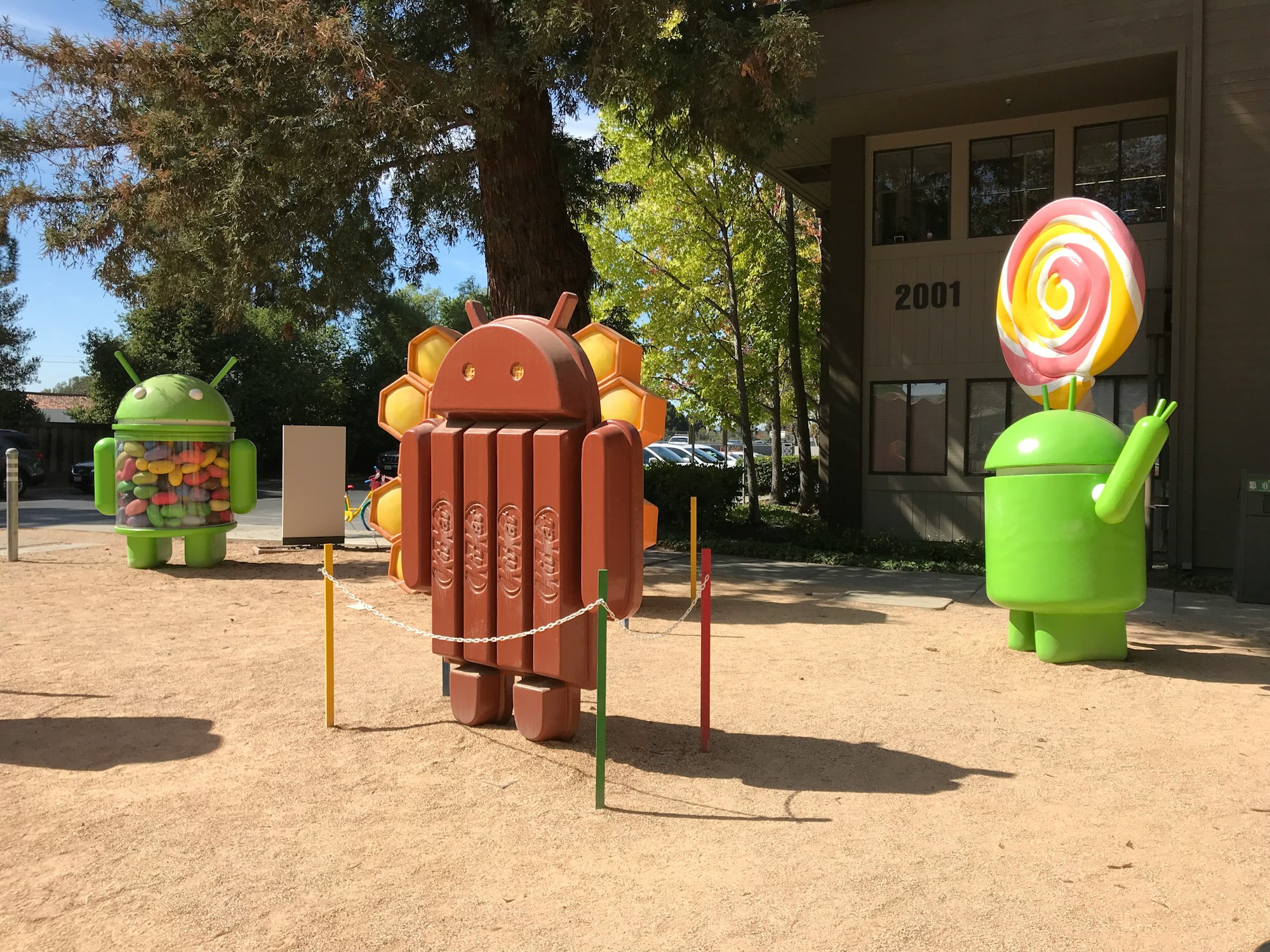 Android takes Apple's good ideas and makes it available to everybody