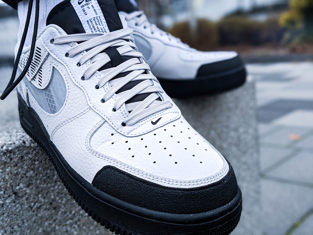 white and black nike air jordan 1 shoes