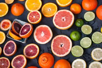 Gratis tabel med kalorier i frugt og bær 🥭
