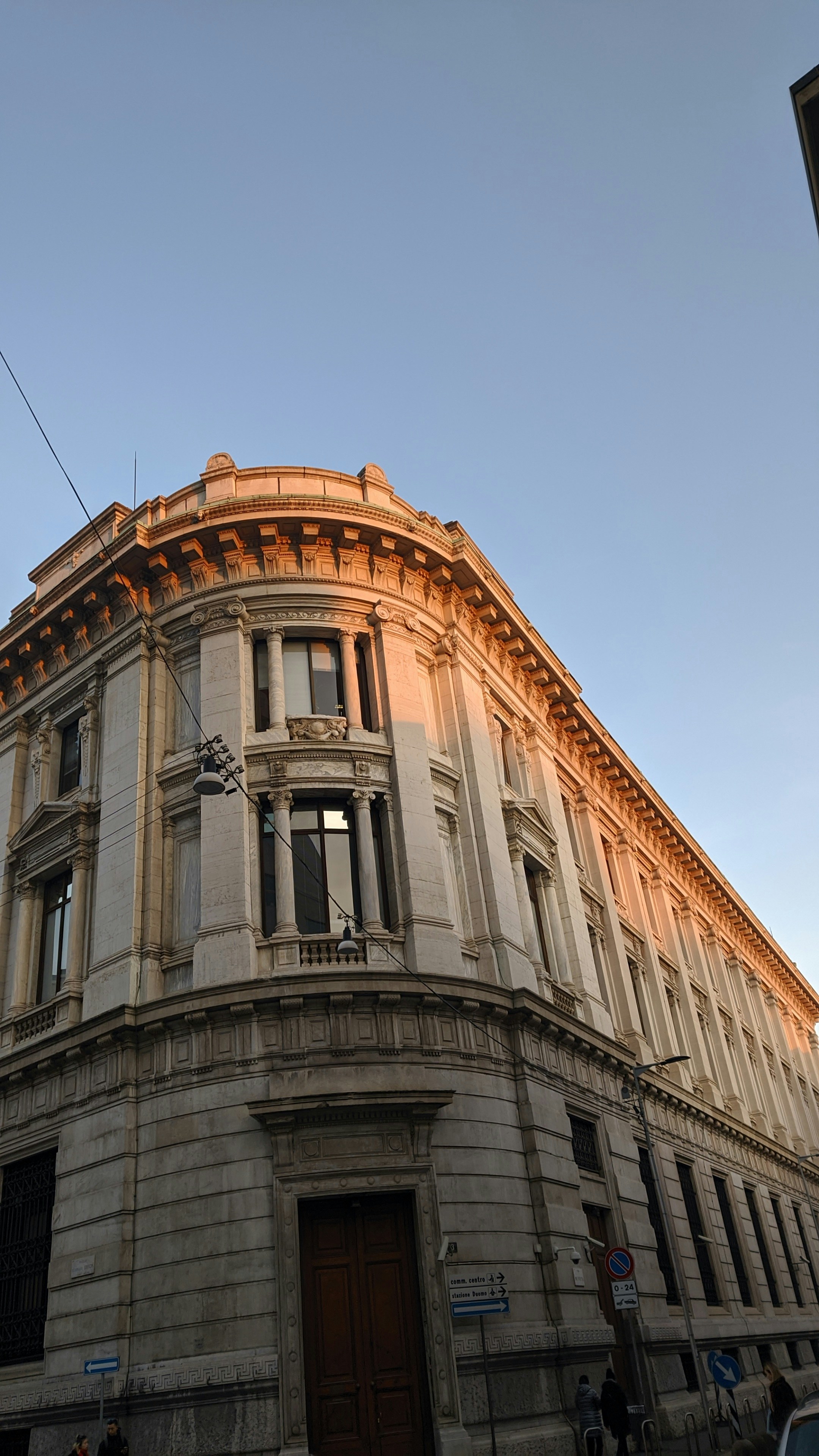 Photo by pierreboullier