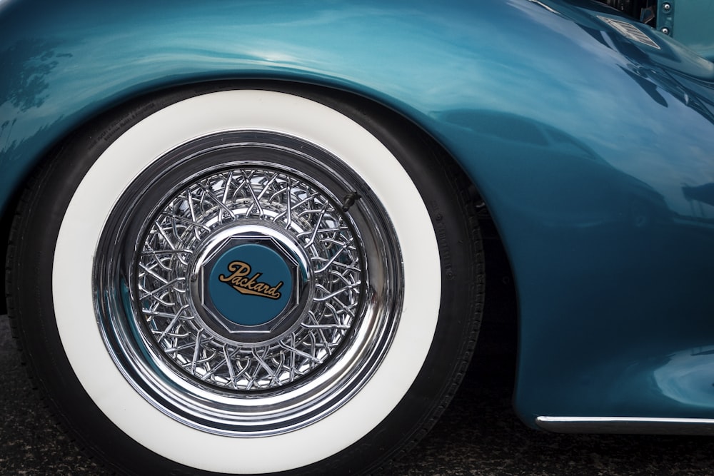 blue and white car wheel
