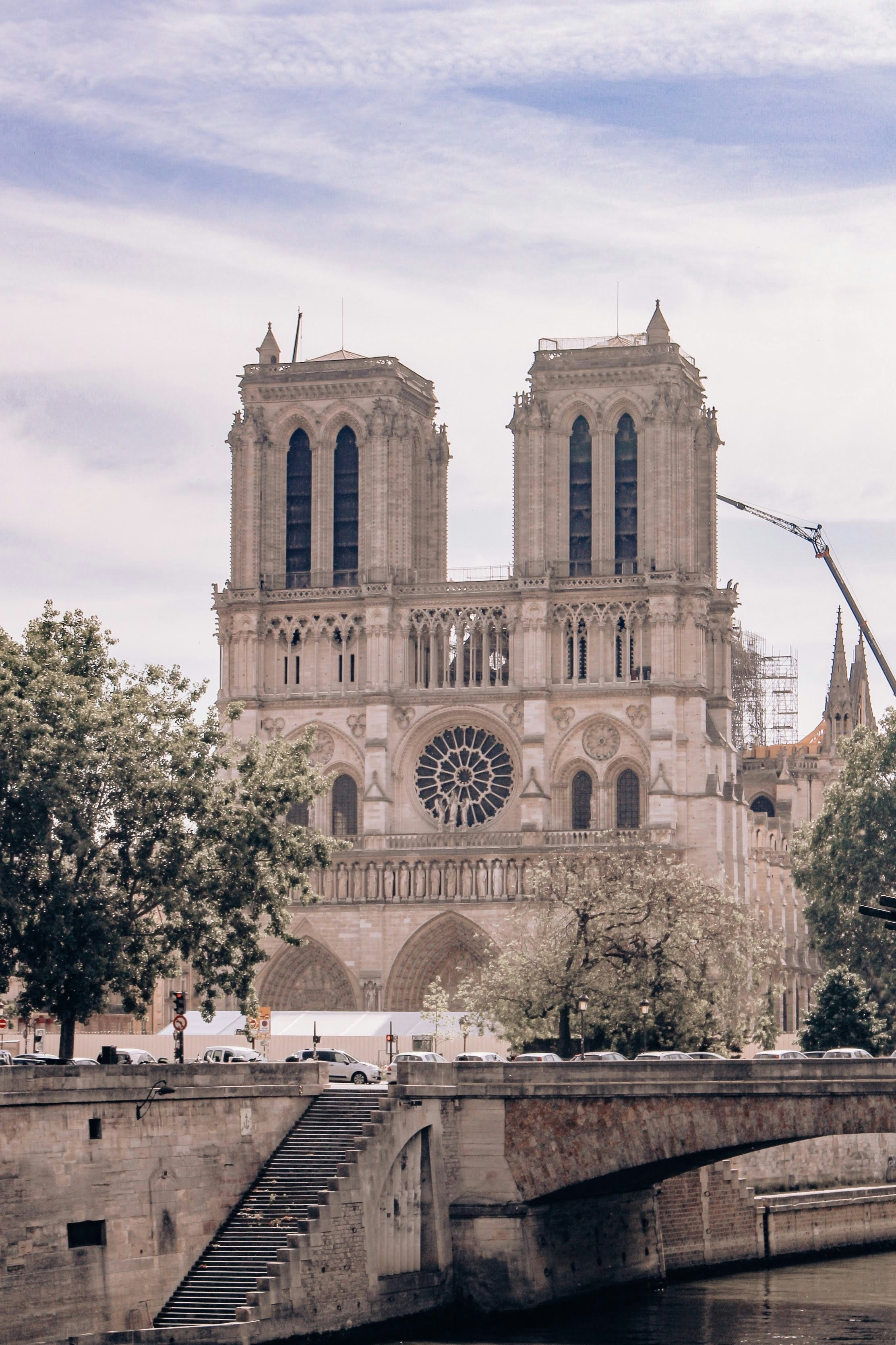 999 Notre Dame Cathedral Pictures Download Free Images On Unsplash
