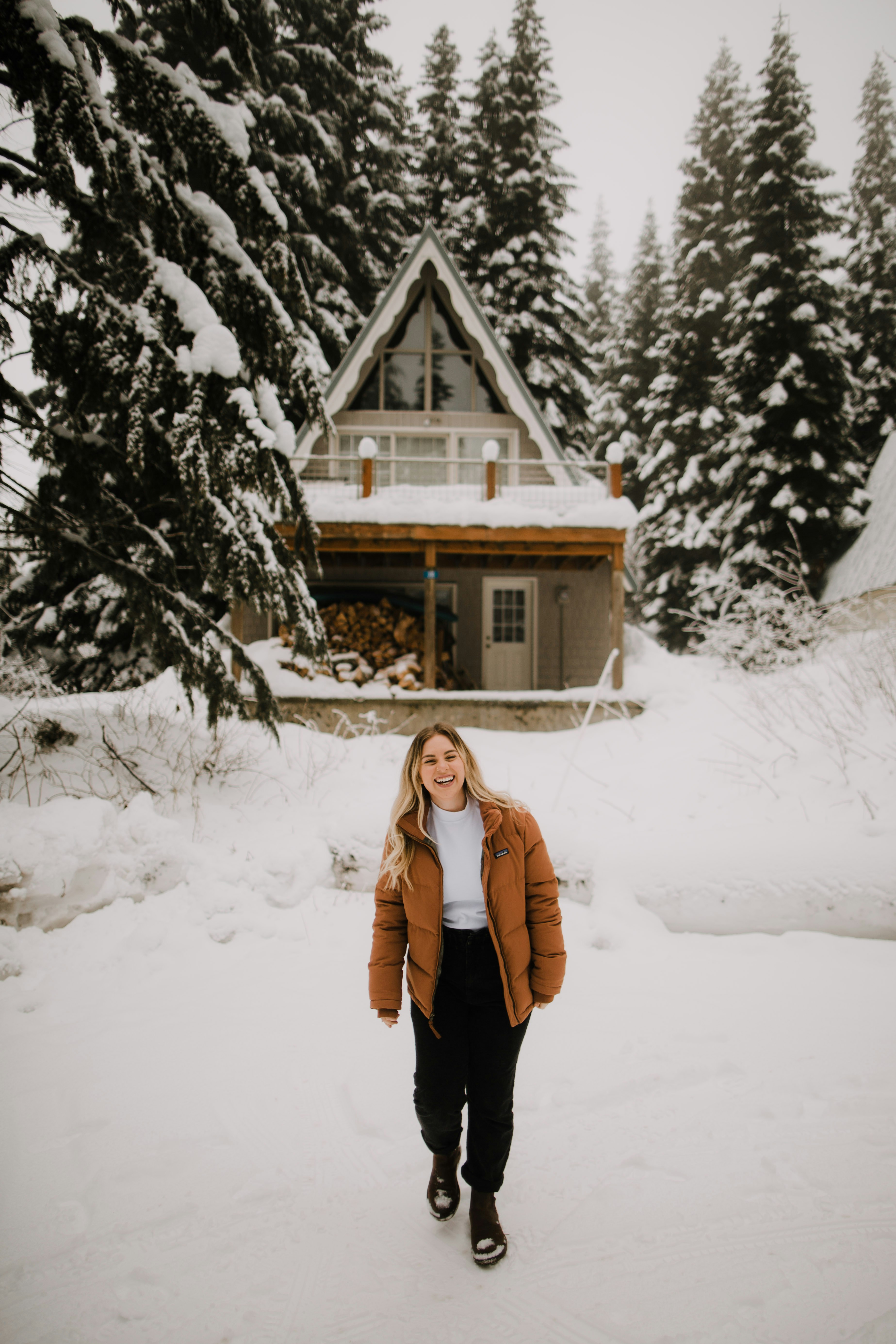 winter cabin outfit aesthetic, wallpaper, Best Outfits for Winter Cabin Adventures: Ultimate Guide 5