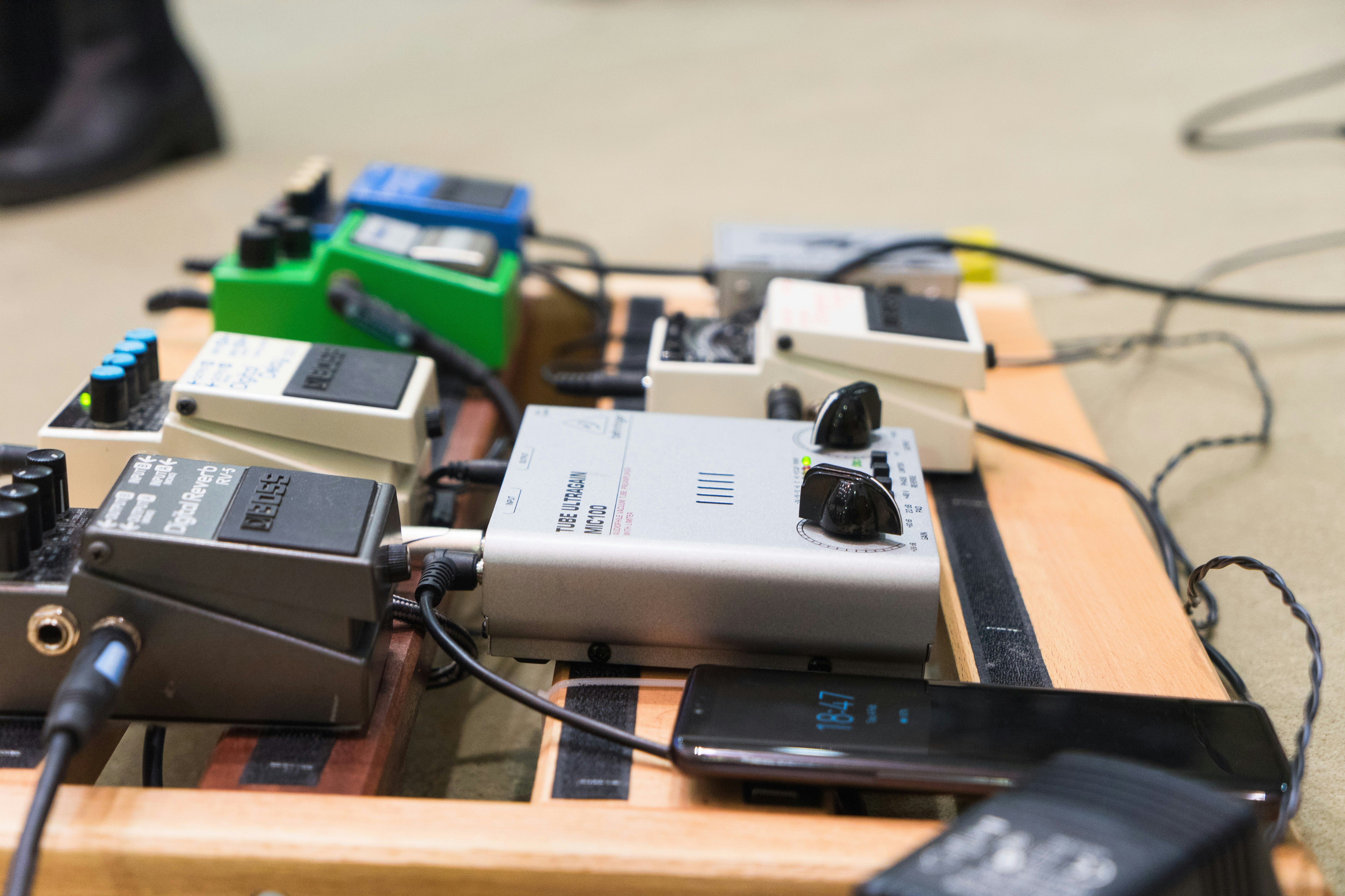 Mobile device forensics expert extracting data from a smartphone