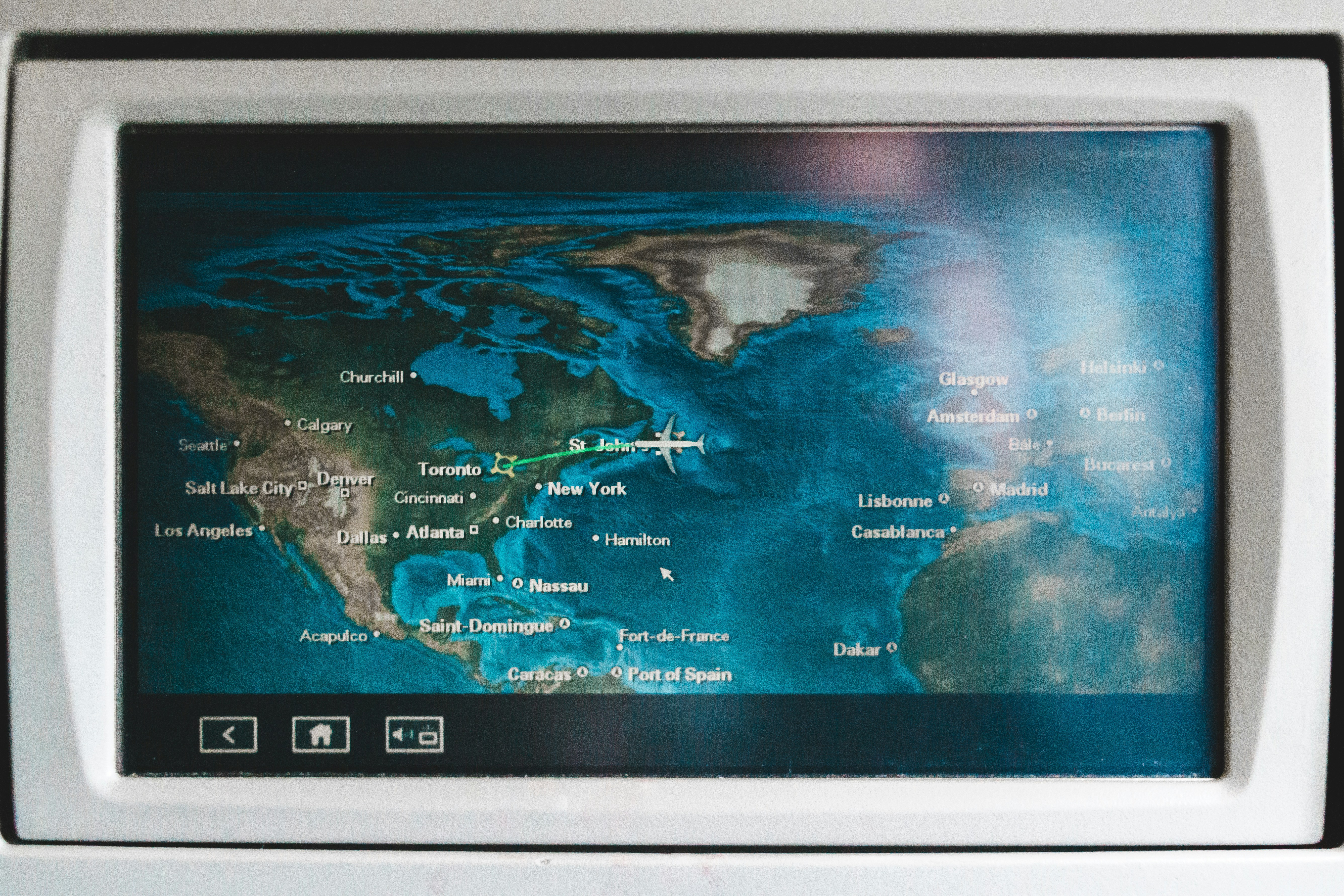 black and silver asus laptop computer, 