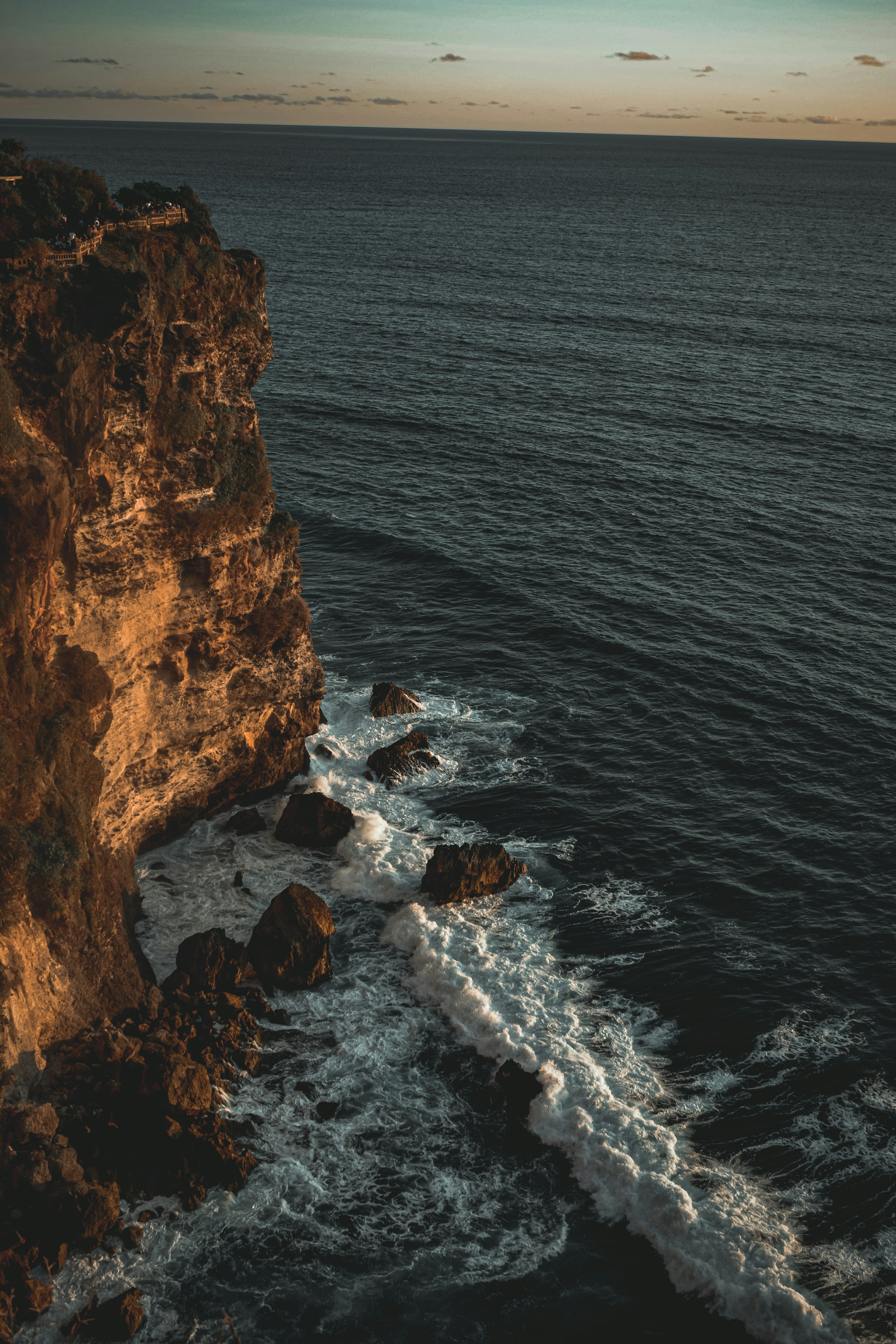 Photo by nihalfyroozs