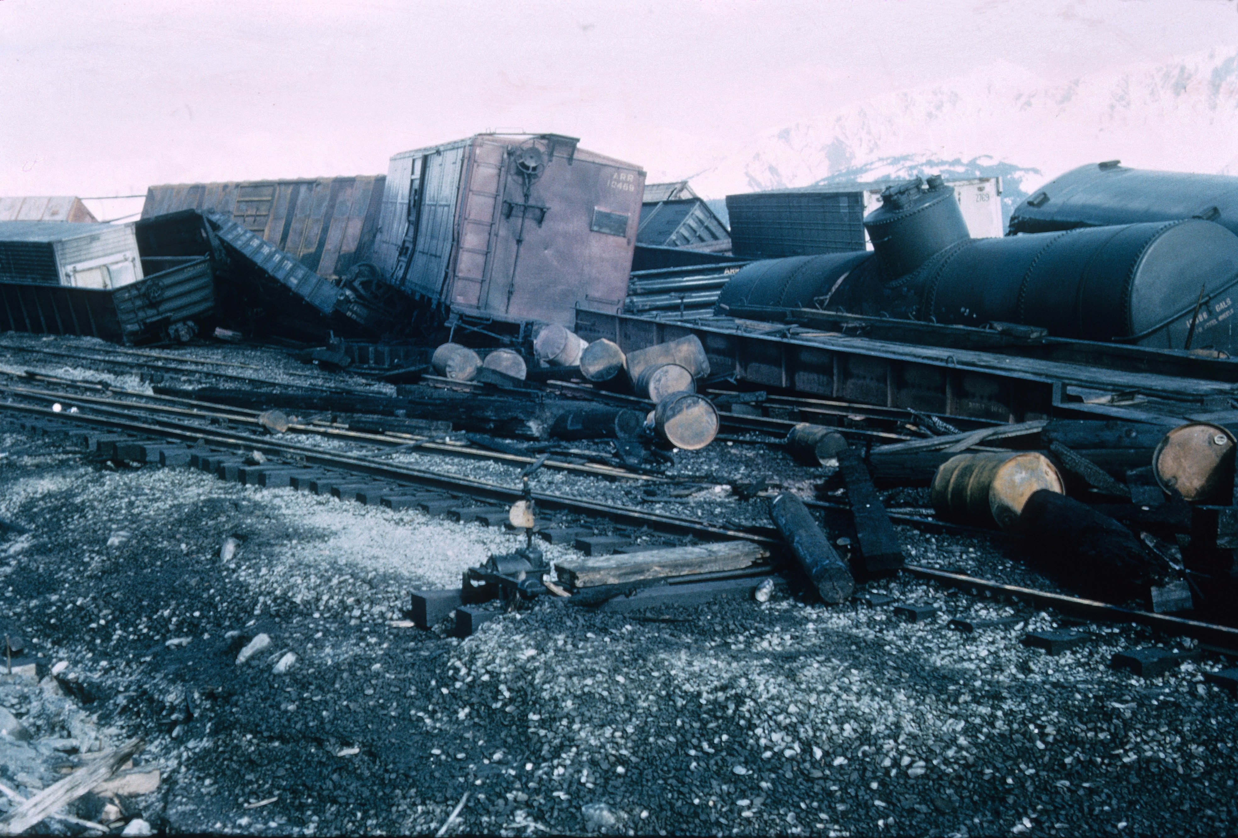 How Do I Handle Transportation In Cities Known For Extreme Weather Conditions?