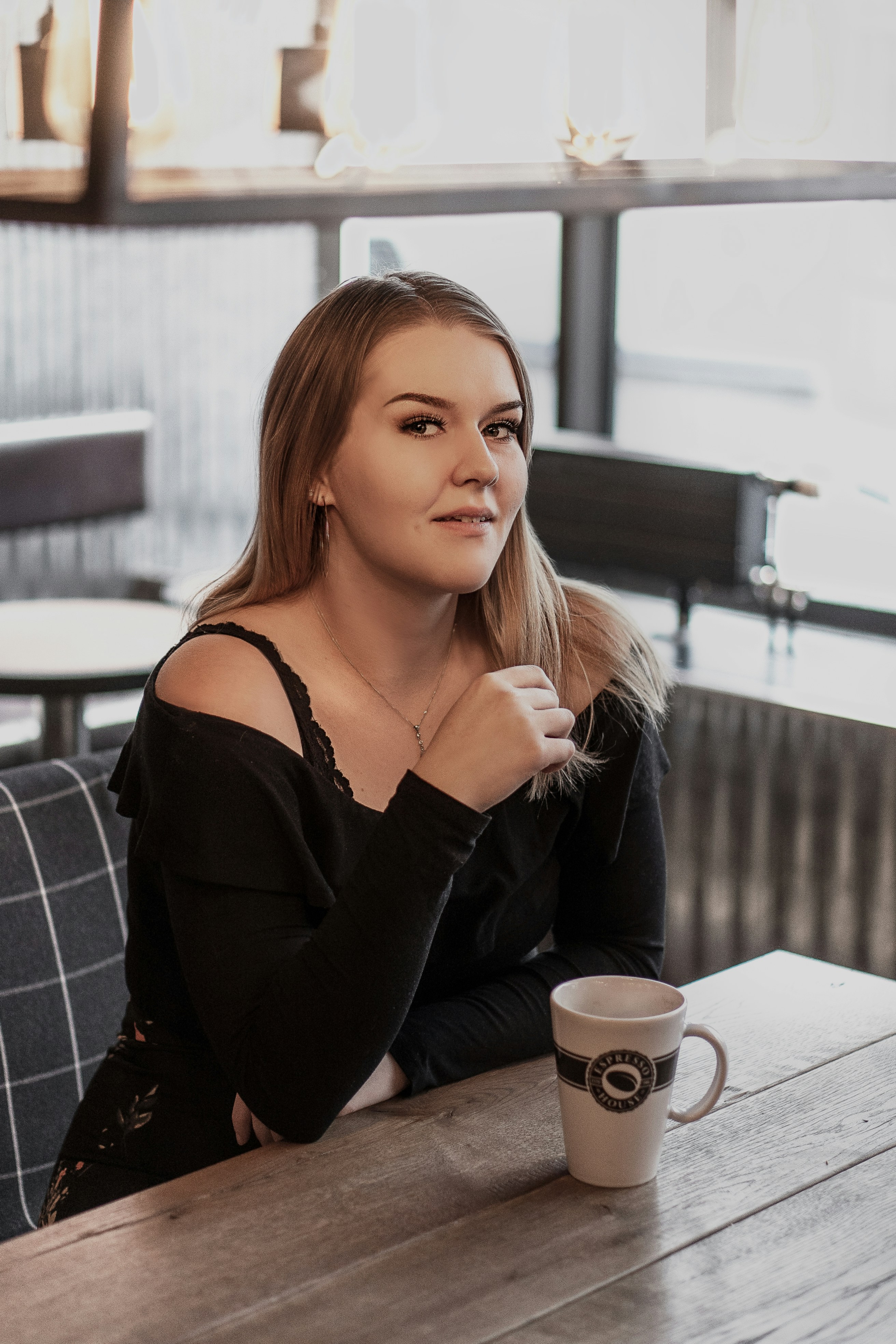 The Tie-Skirt Legacy: How a Prom Dress Exposed My Stepmother’s Darkest Secret