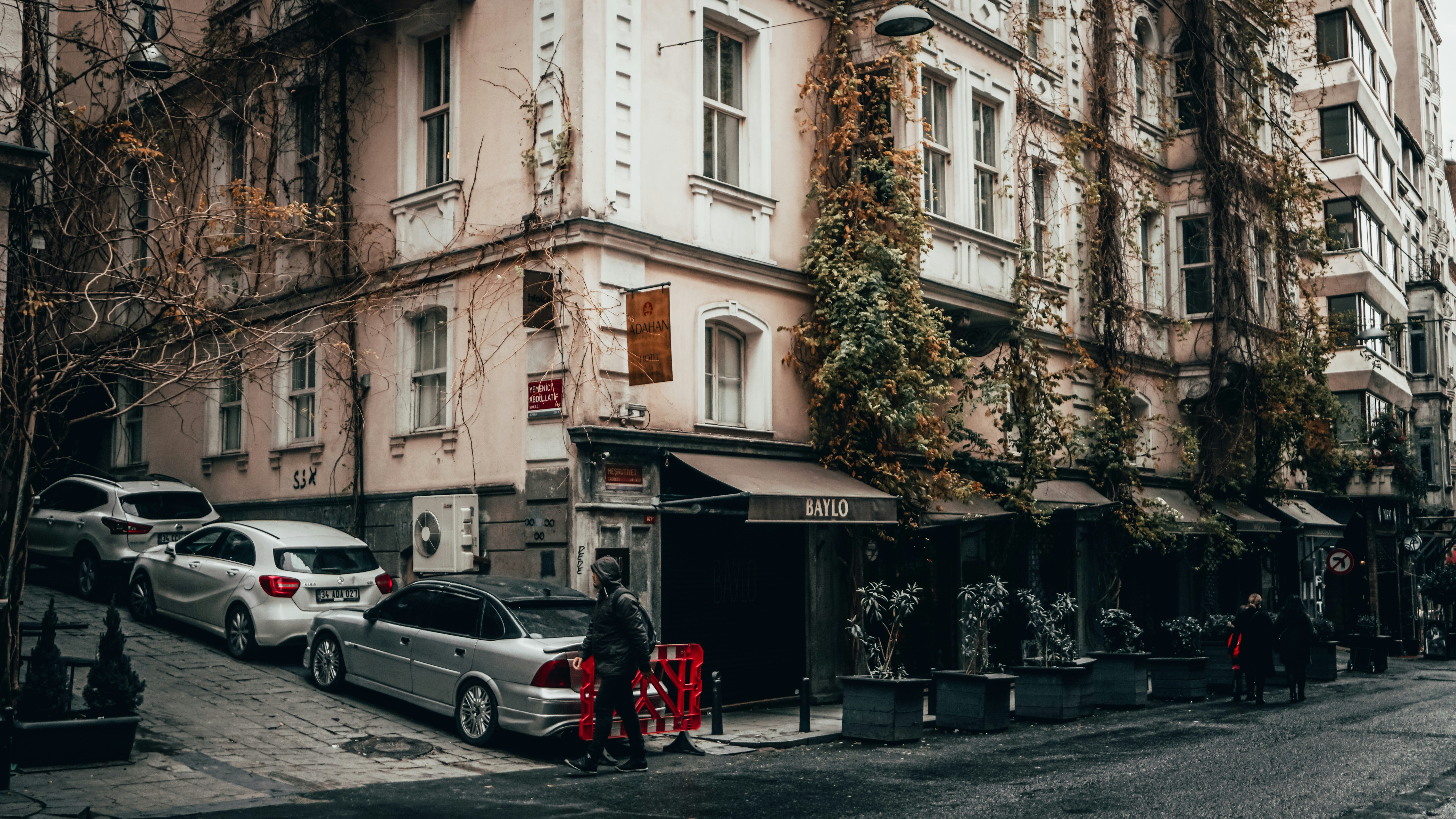 Photo by faruktokluoglu