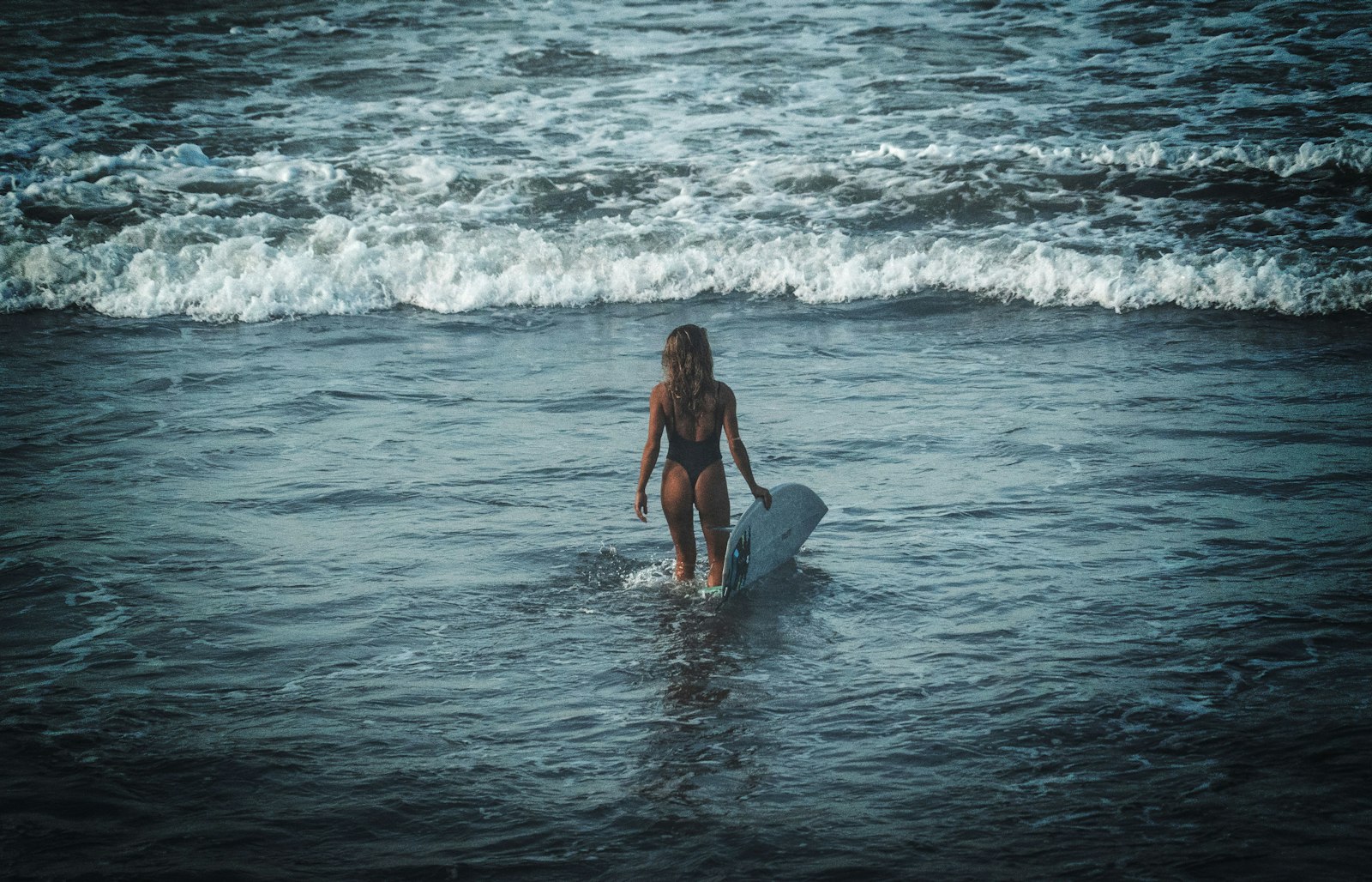 Sony a7S II + Sony FE 24-240mm F3.5-6.3 OSS sample photo. Woman in black bikini photography