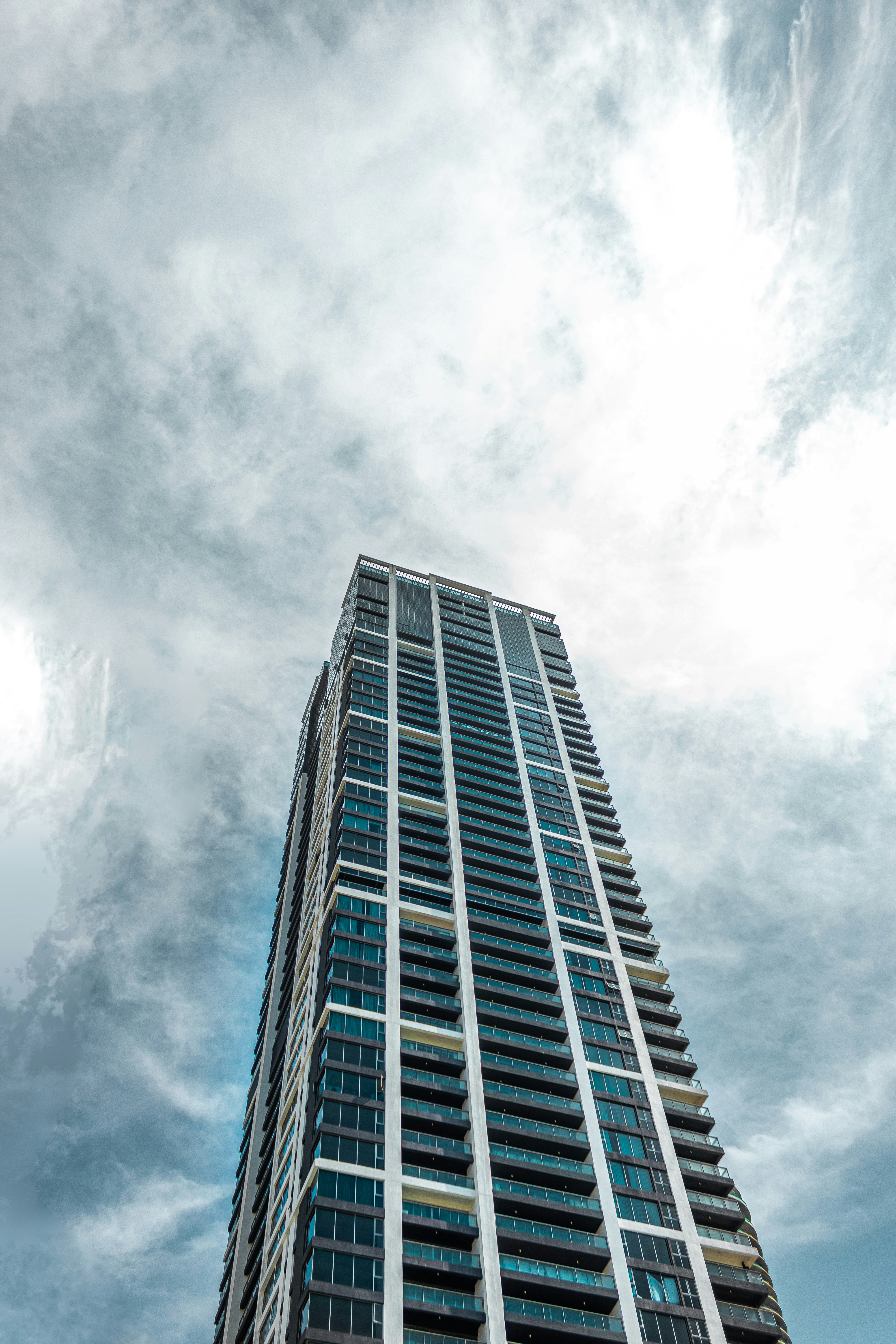 Photo by malikshibly