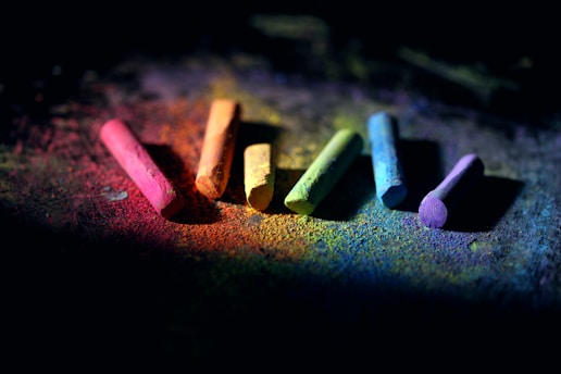 red white and green color pencils