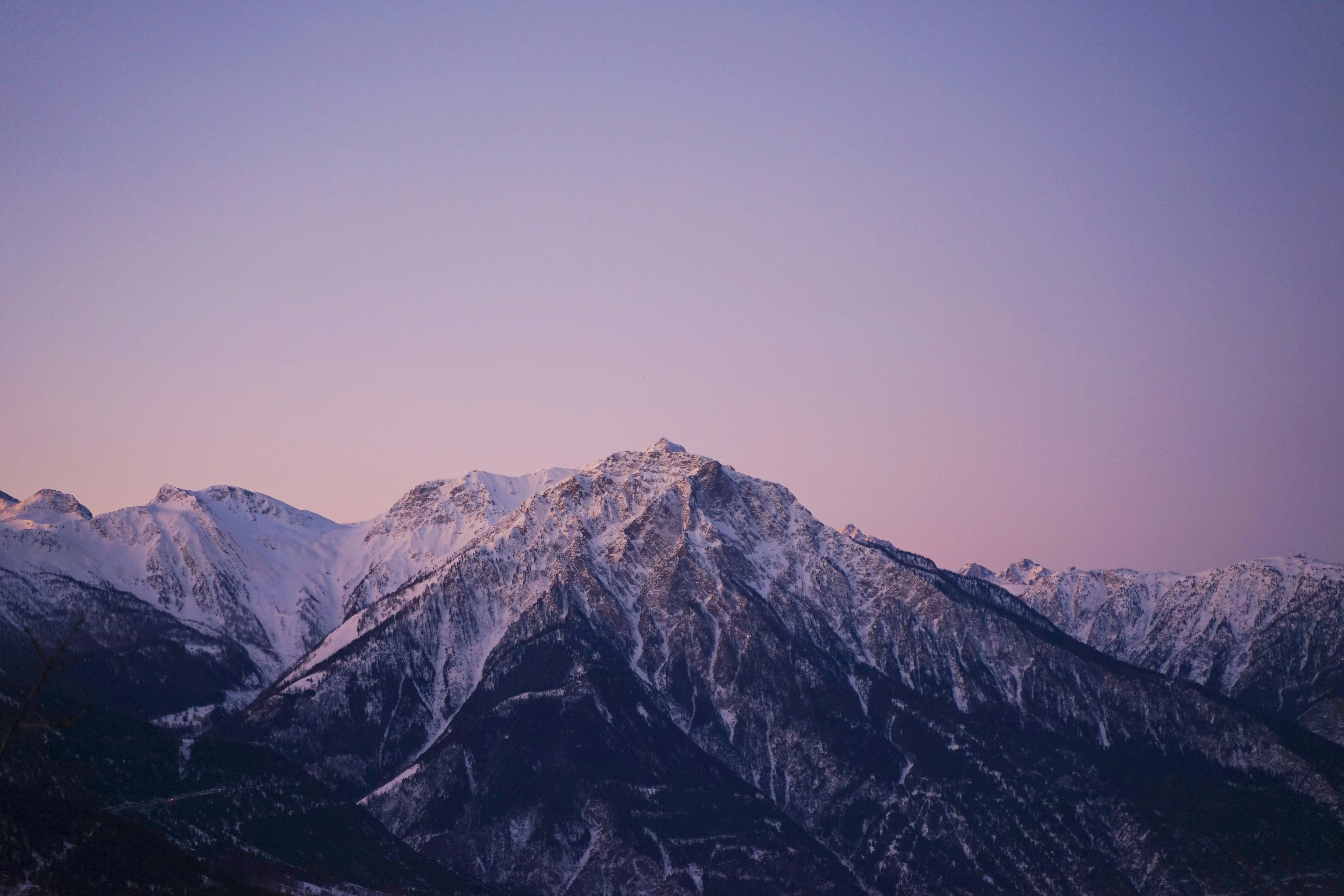 Photo by janik_clicks