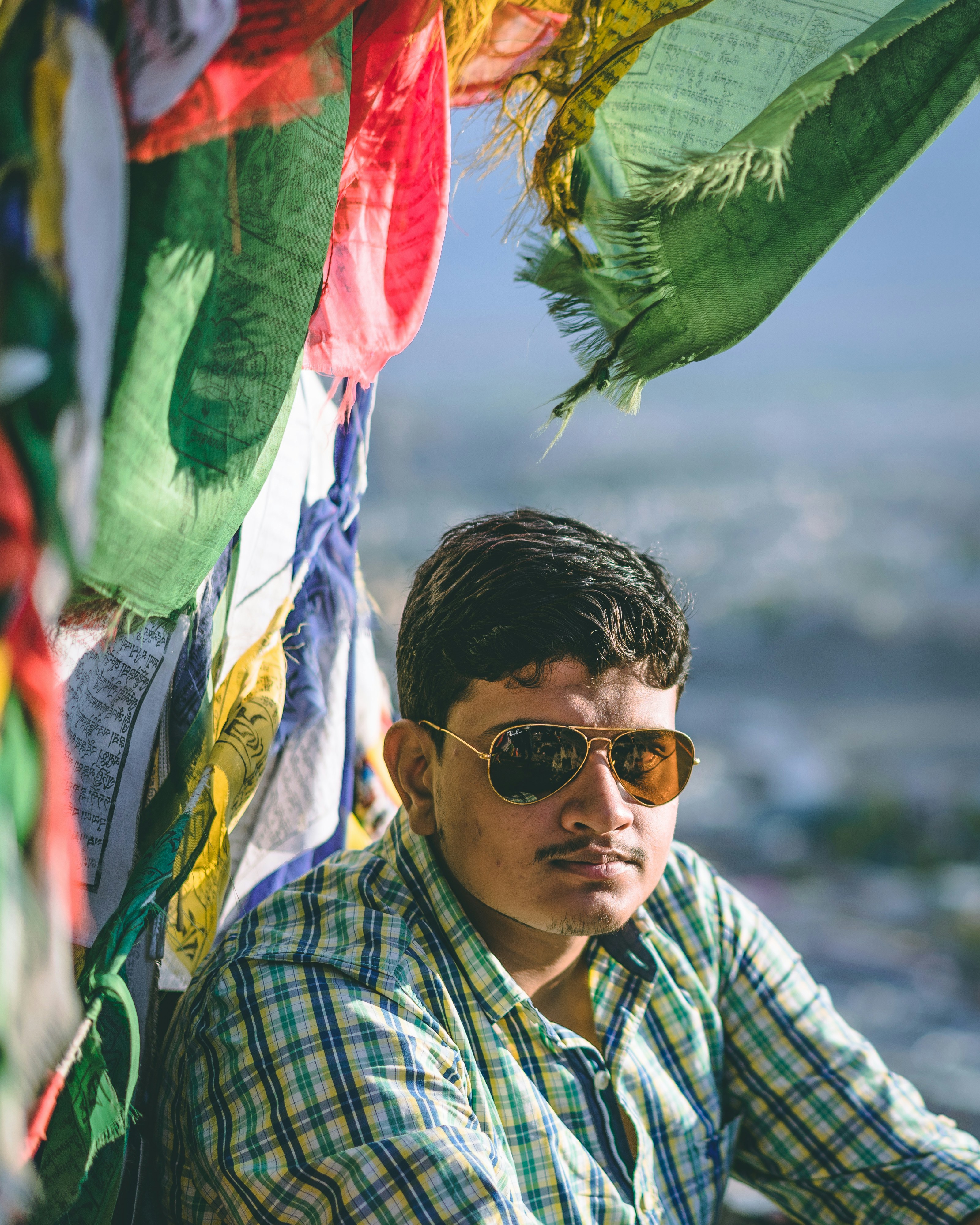 photo-1581125117078-266ae38bacbb?ixid=M3wxMjA3fDB8MXxzZWFyY2h8MjB8fGF2aWF0b3J8ZW58MHx8fHwxNzQ3Mjk1ODExfDA\u0026ixlib=rb-4.1.0