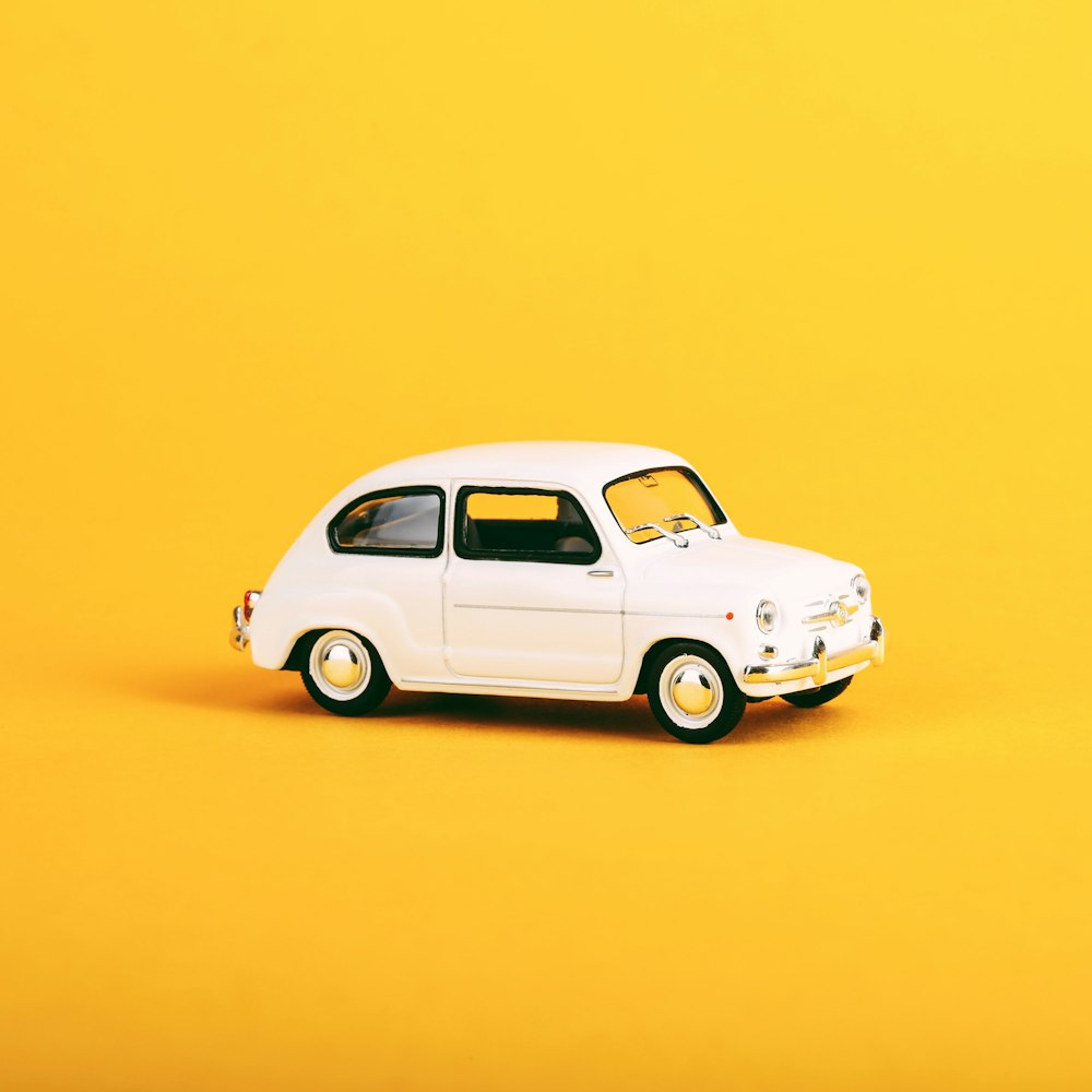 white volkswagen beetle coupe scale model