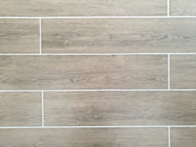 Wood grain pattern with white grout lines