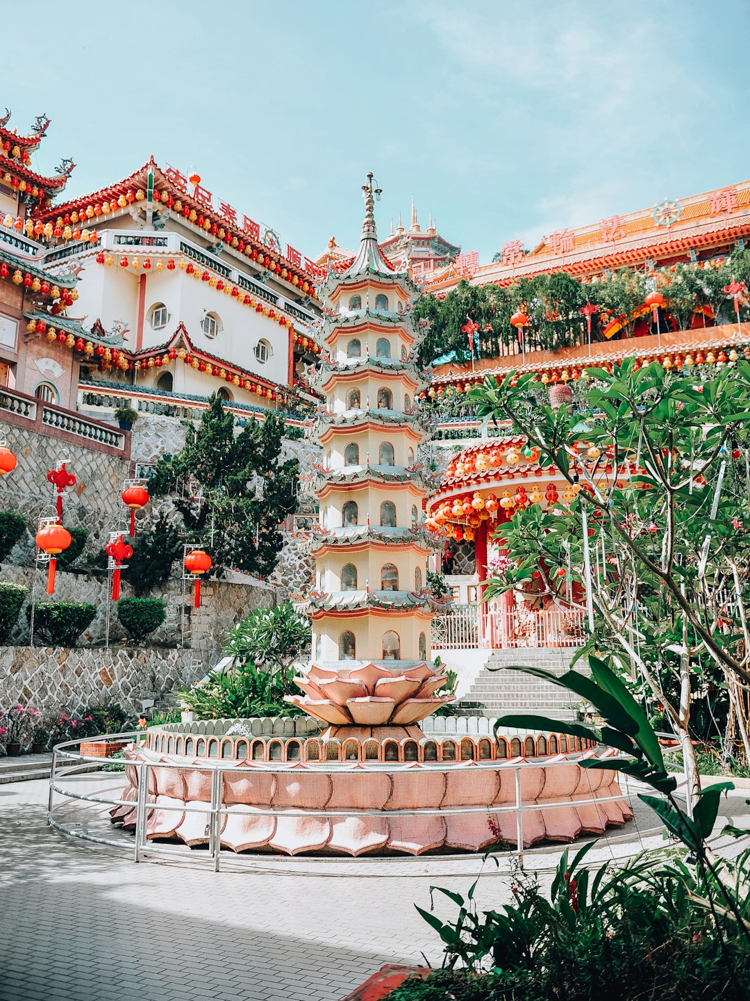 Landmark photo spot Kek Lok Si Temple Penang