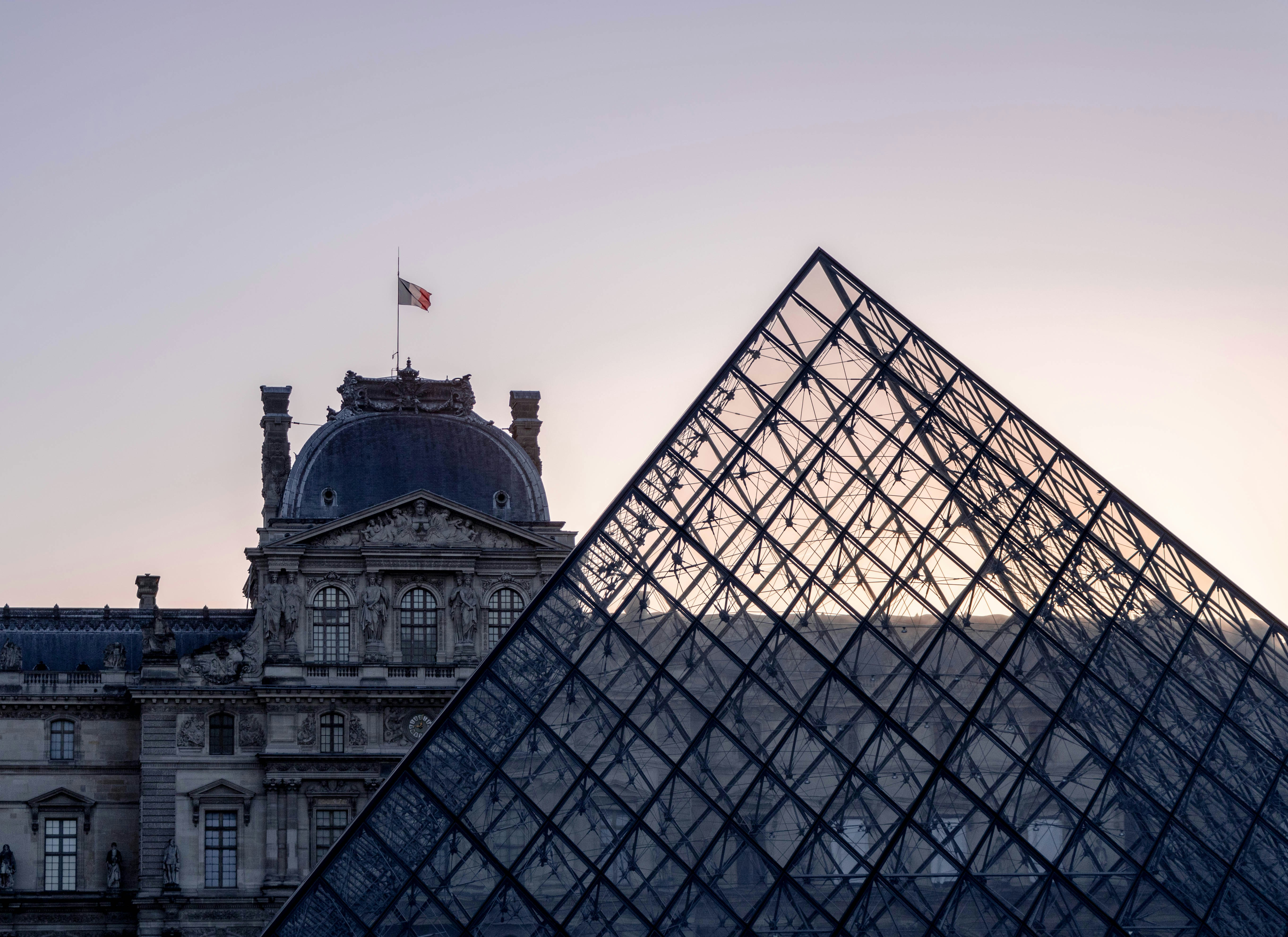 Photo by louispaulin