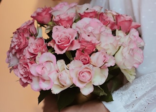 pink and white rose bouquet