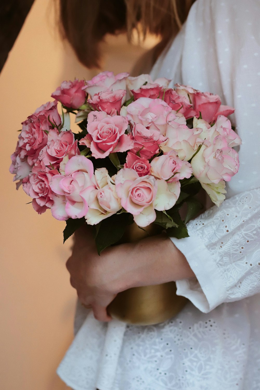 pink and white rose bouquet