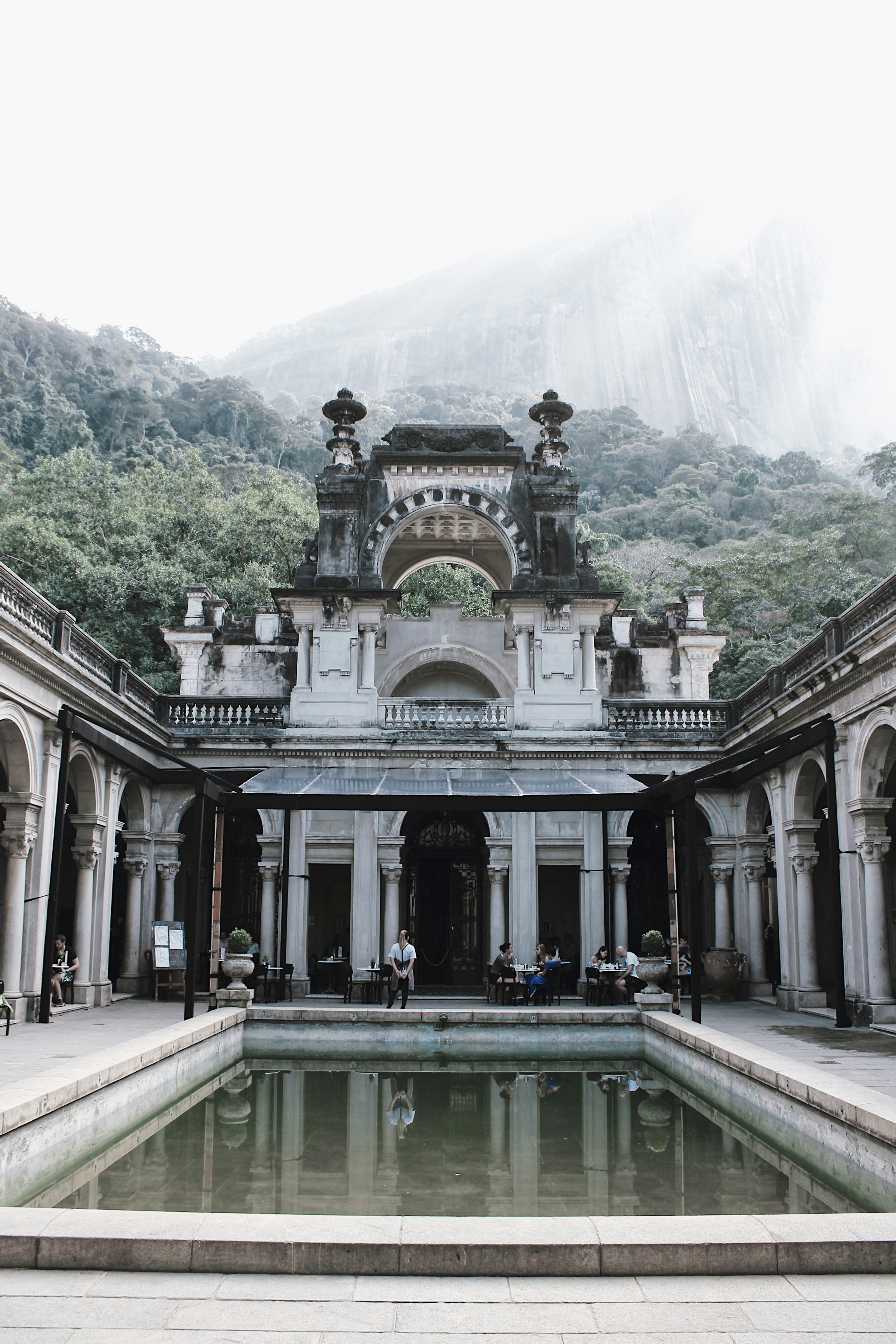 El Parque Lage bajo el Corcovado