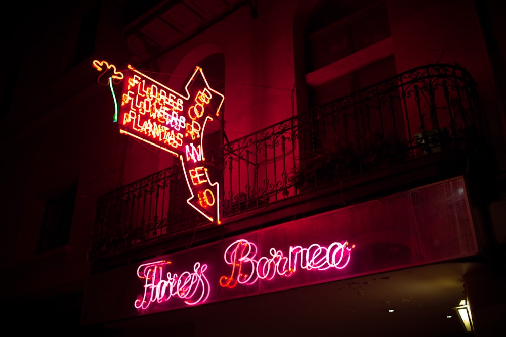 red and white UNKs coffee shop signage