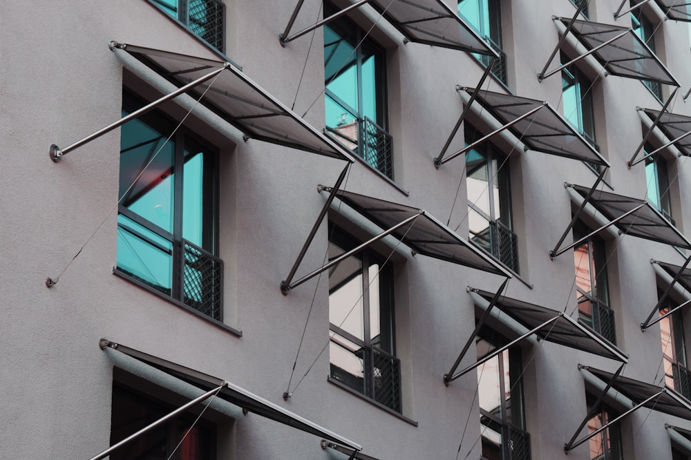 brown concrete building during daytime