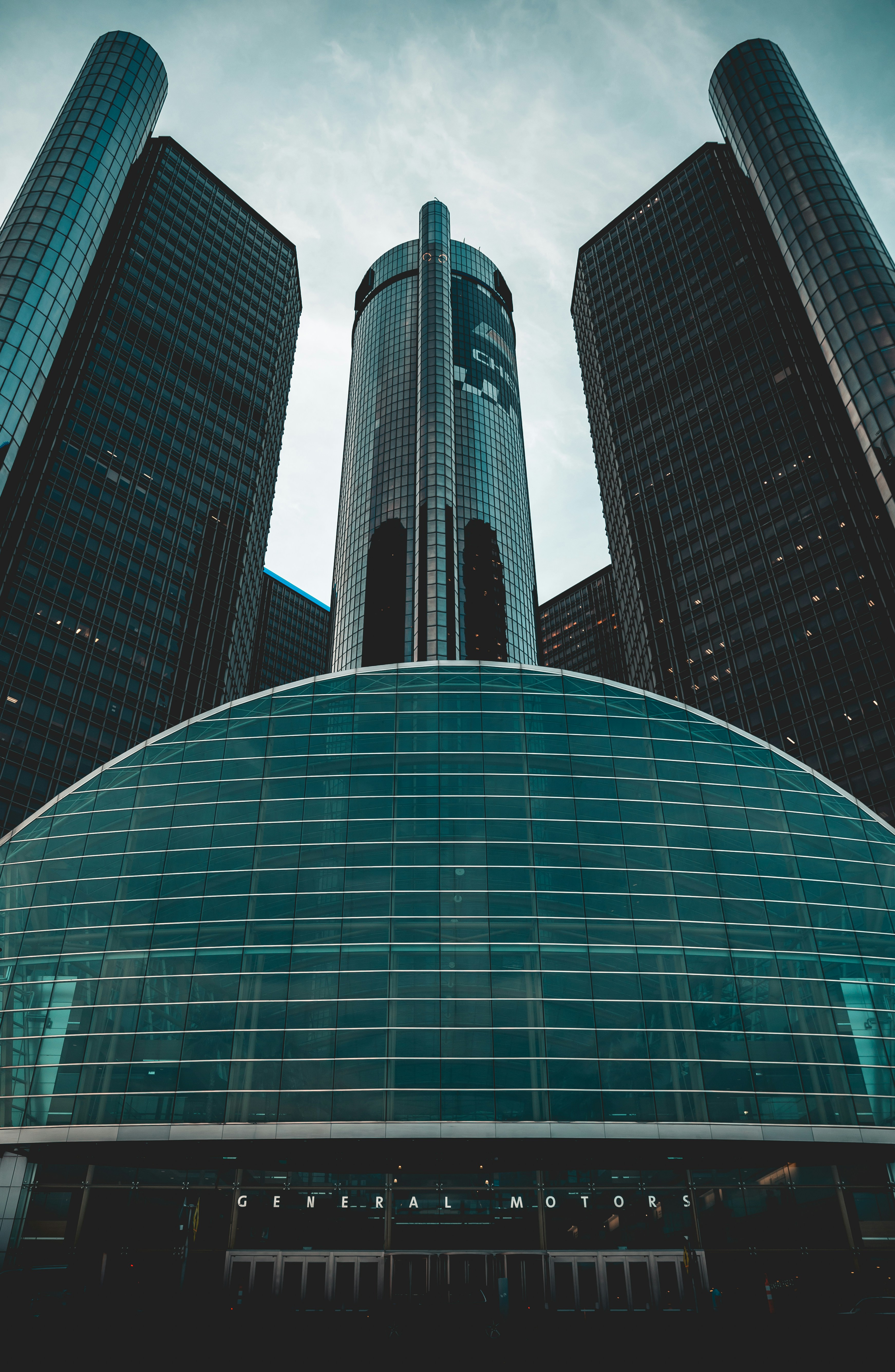 black and gray high rise building