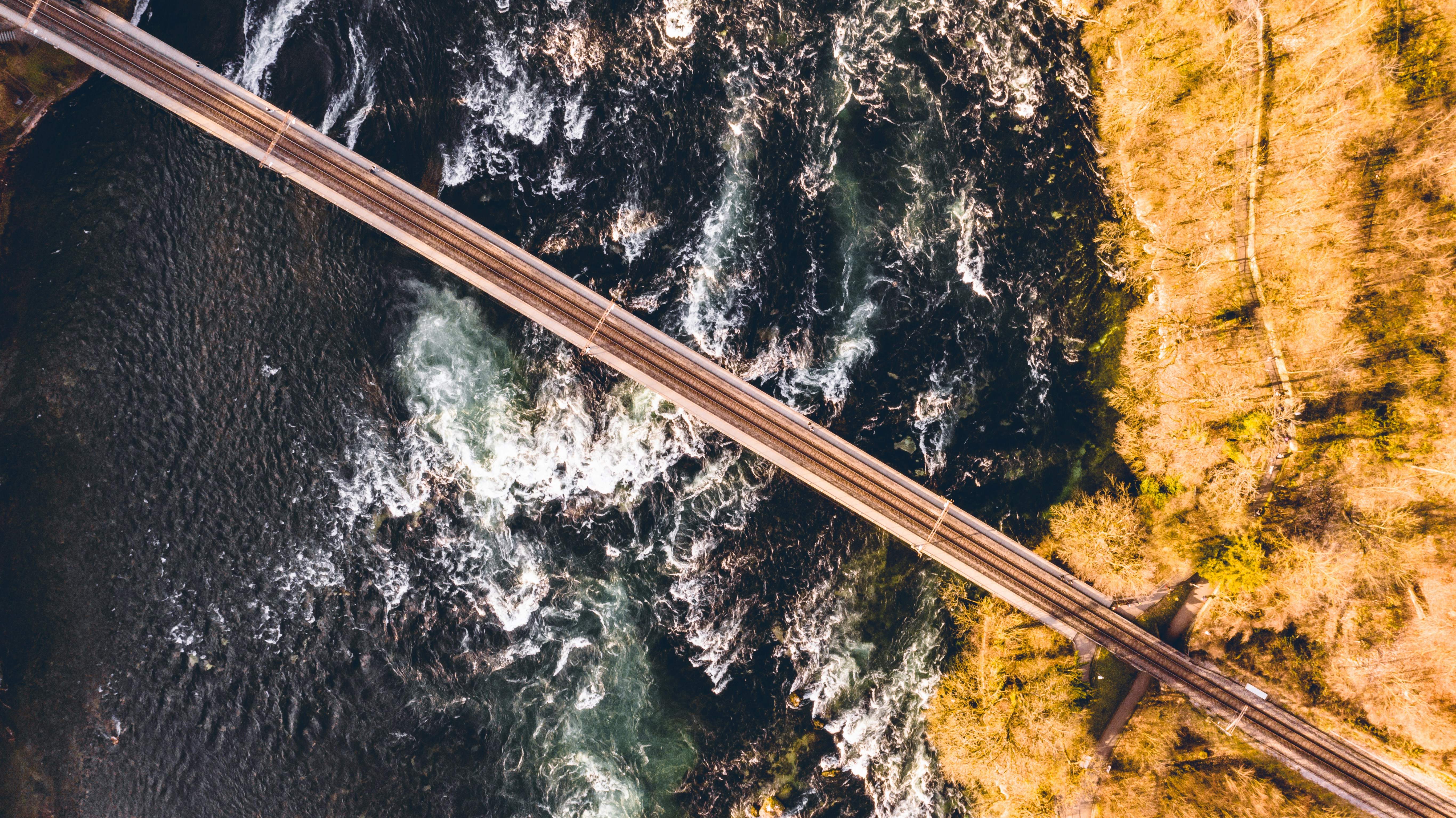 Photo by florianschmid