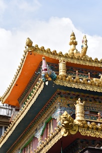 Chandigarh to Dharamshala Urbania Rental