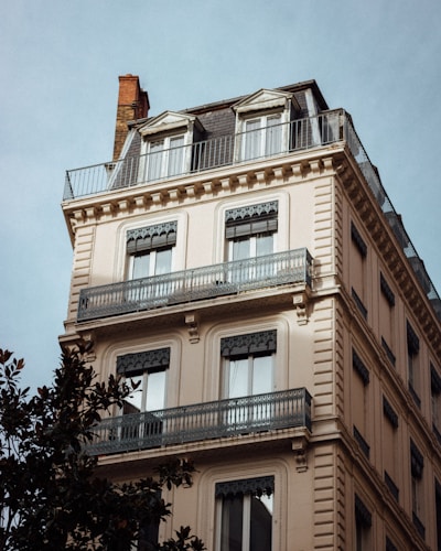 brown concrete building during daytime
