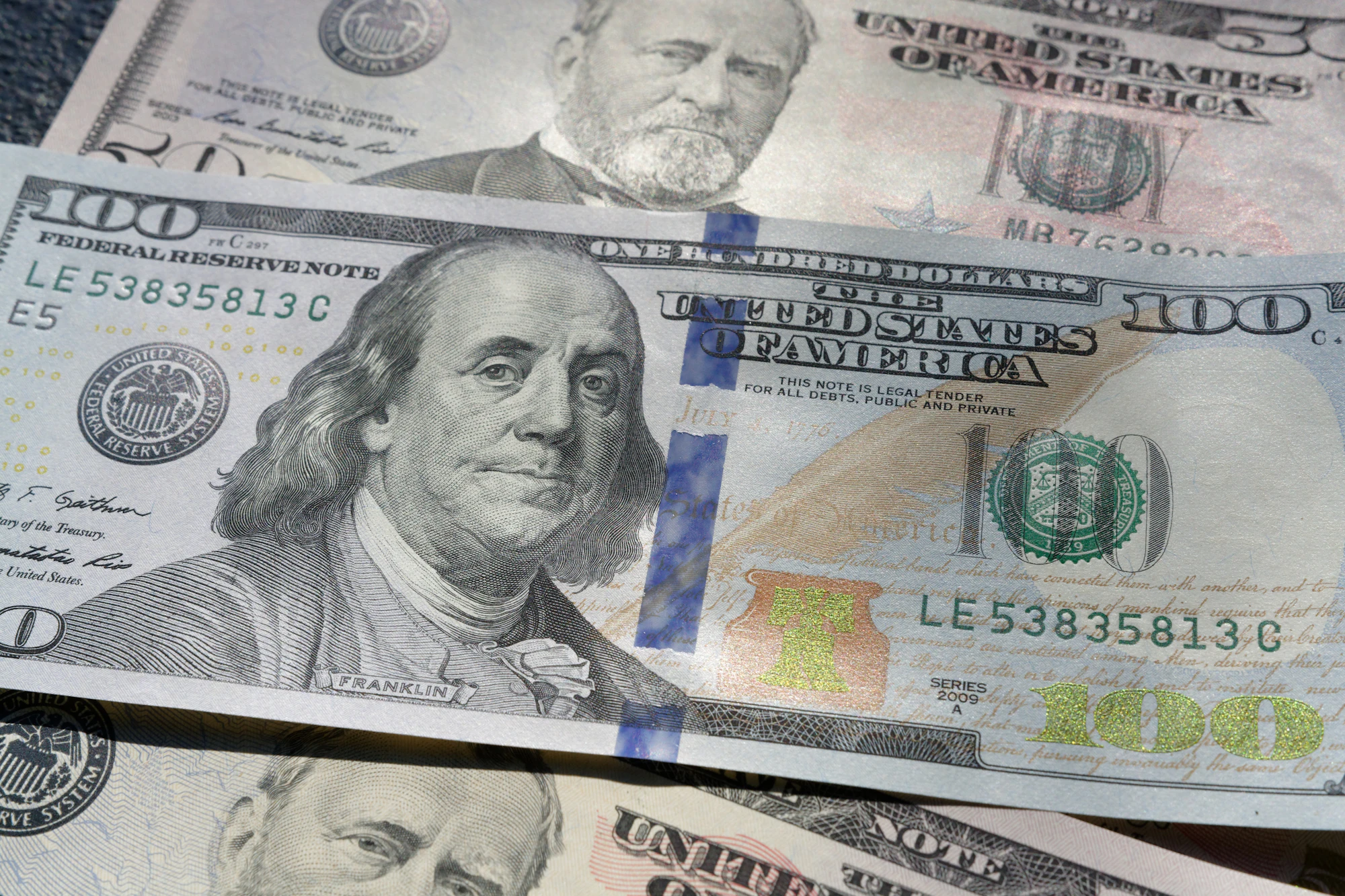 Billetes de cien dólares estadounidenses