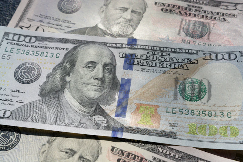 Billetes de cien dólares estadounidenses