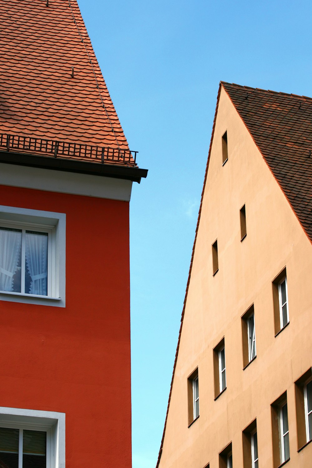 brown concrete building during daytime