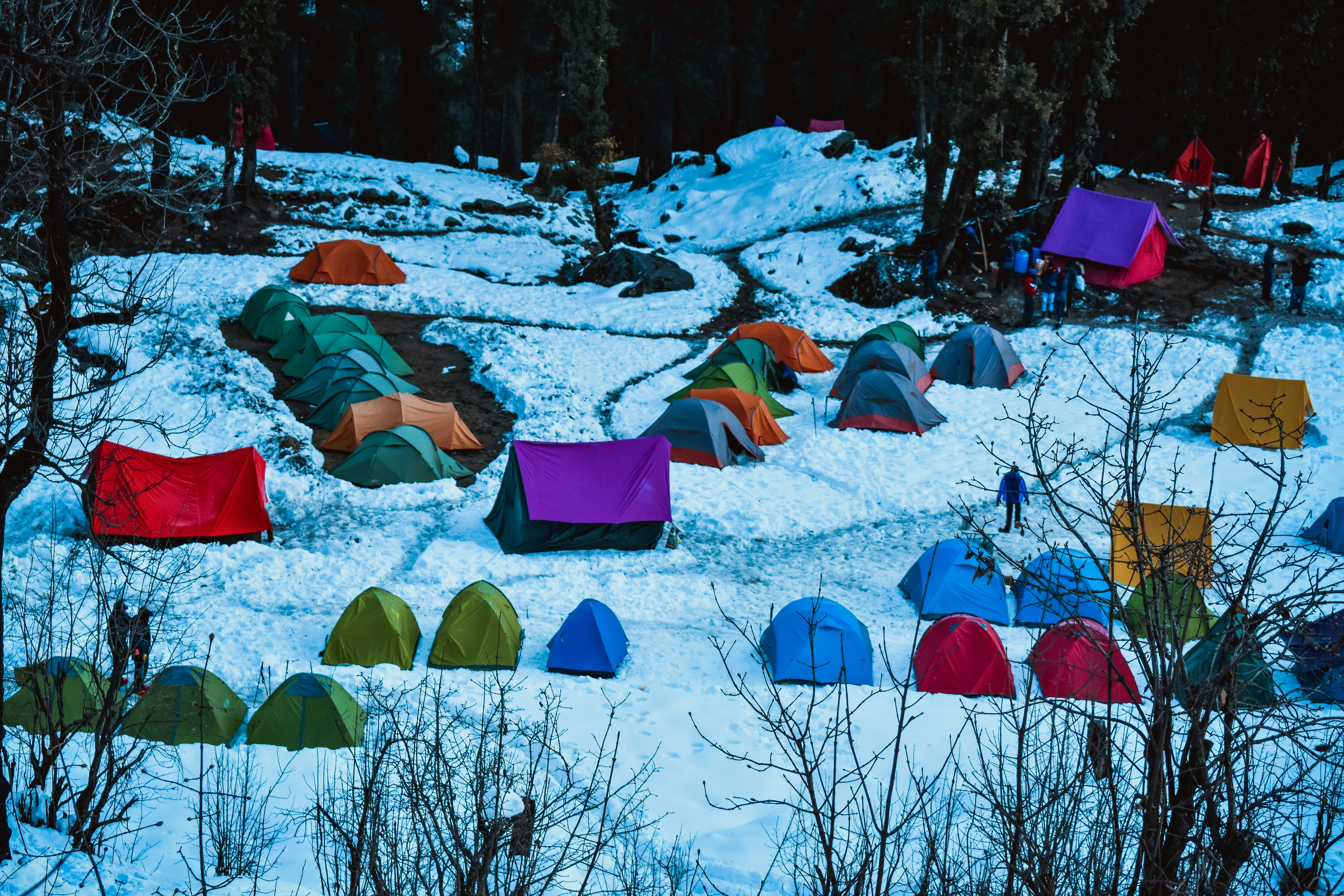 9 Family Camping Guides for Staying Warm at Night
