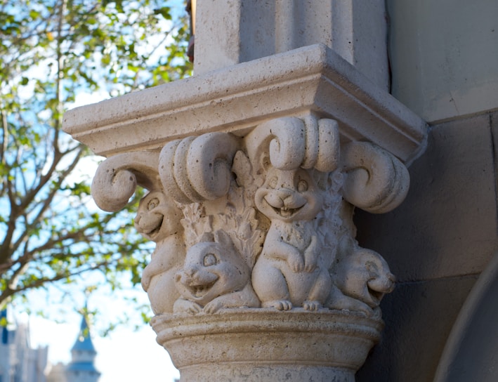 a close up of a decorative column on a building