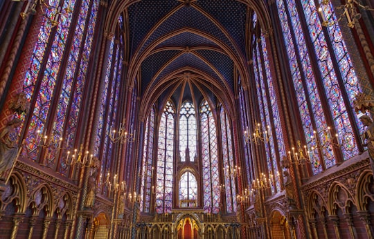 brown and black cathedral interior in Sainte-Chapelle France