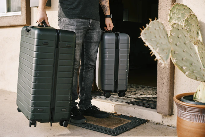 Travel luggage with Scan It Up QR tag