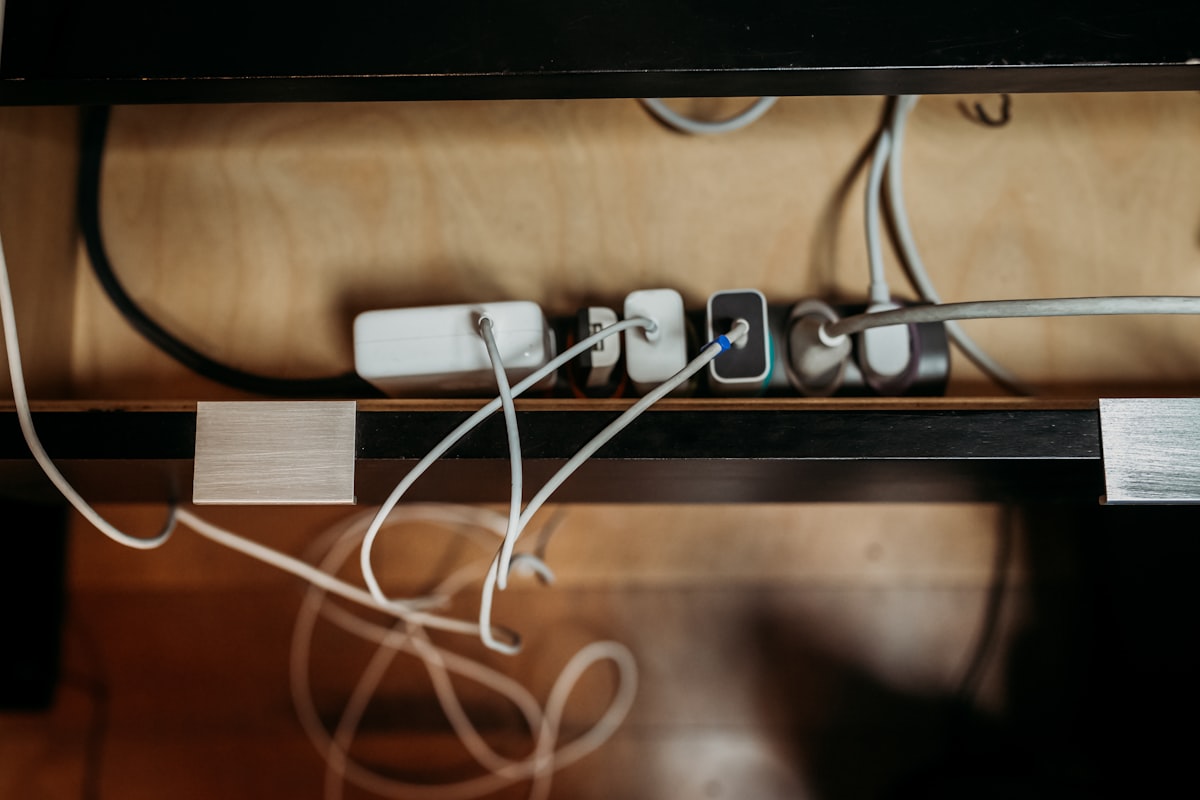 Smart Power Strips vs Manual Unplugging: Do They Actually Cut Phantom Load?