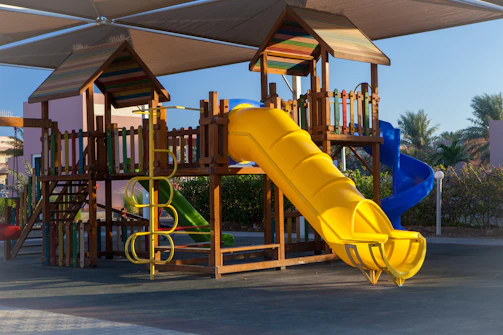Assembly and Install Children's Playsets & Swing Sets: Structurally sound construction prioritizing 