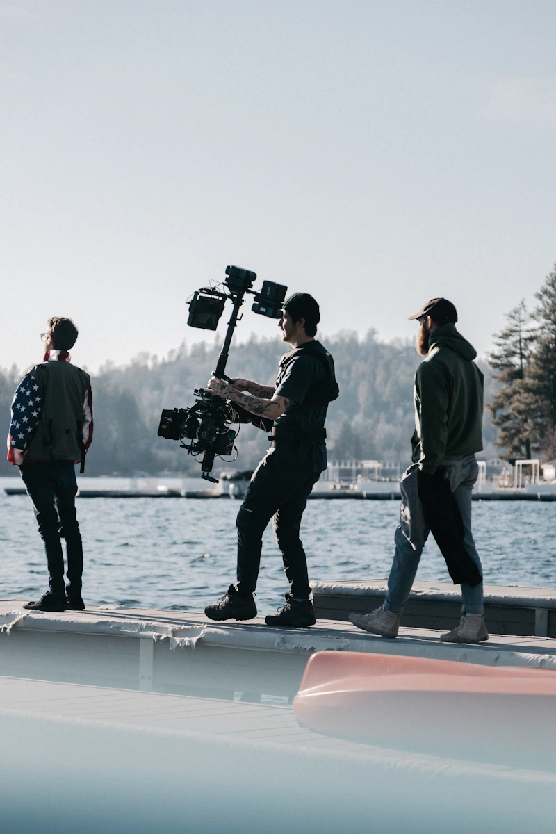Kameraoperatörer med gimbal på plats
