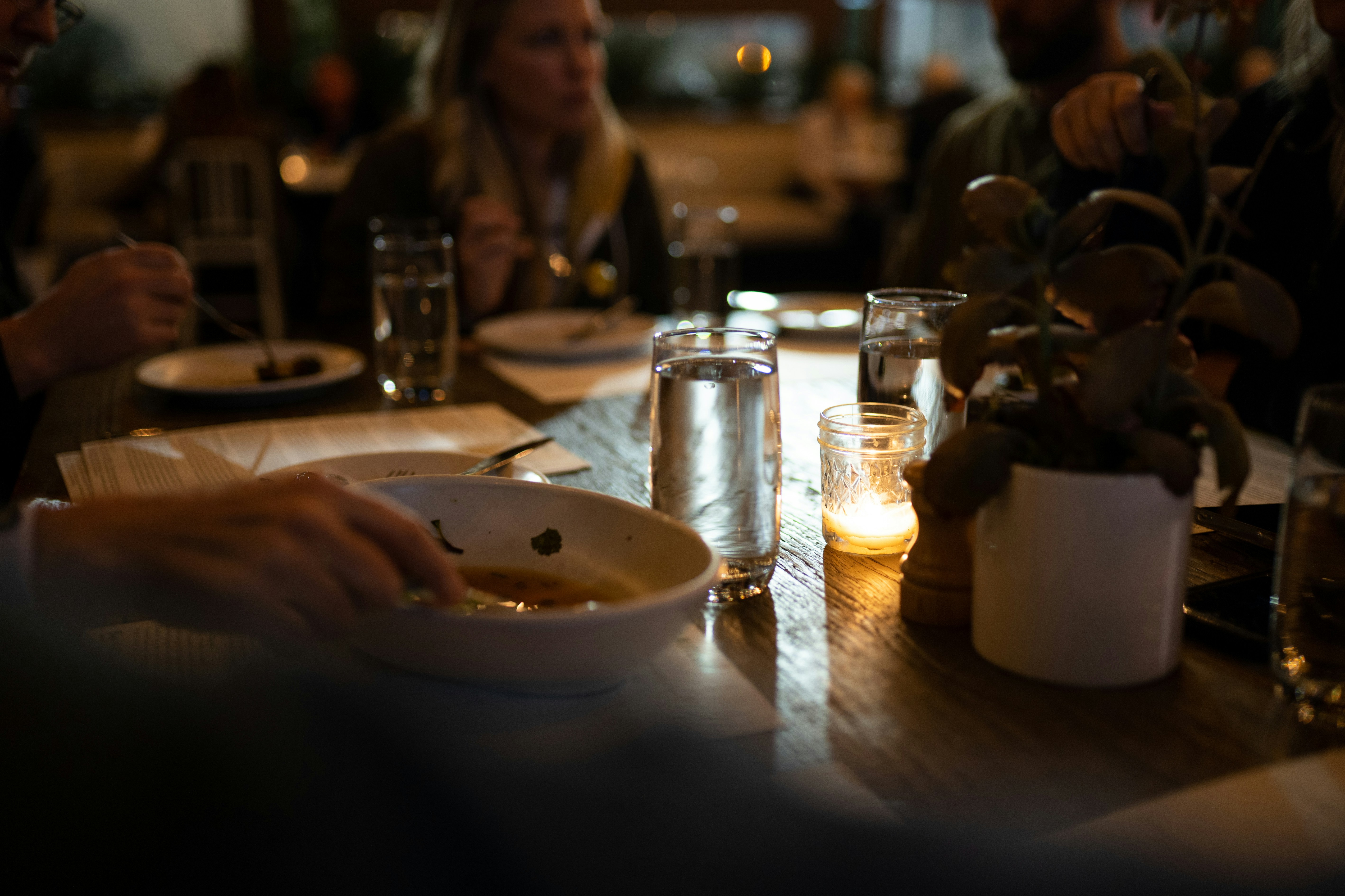 The Eloquence of Restraint: Mastering the Art of Conversation Worth Having