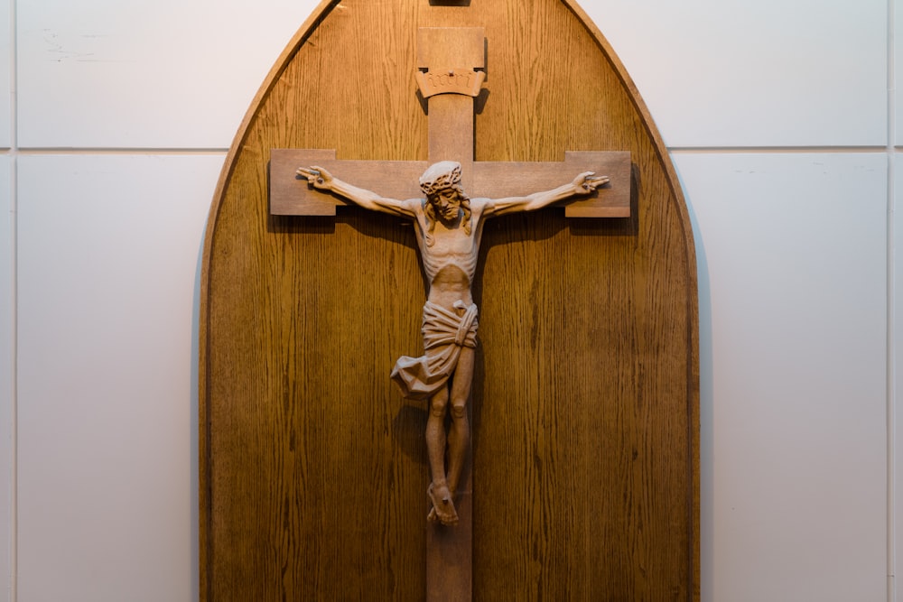 jesus christ on cross wall decor