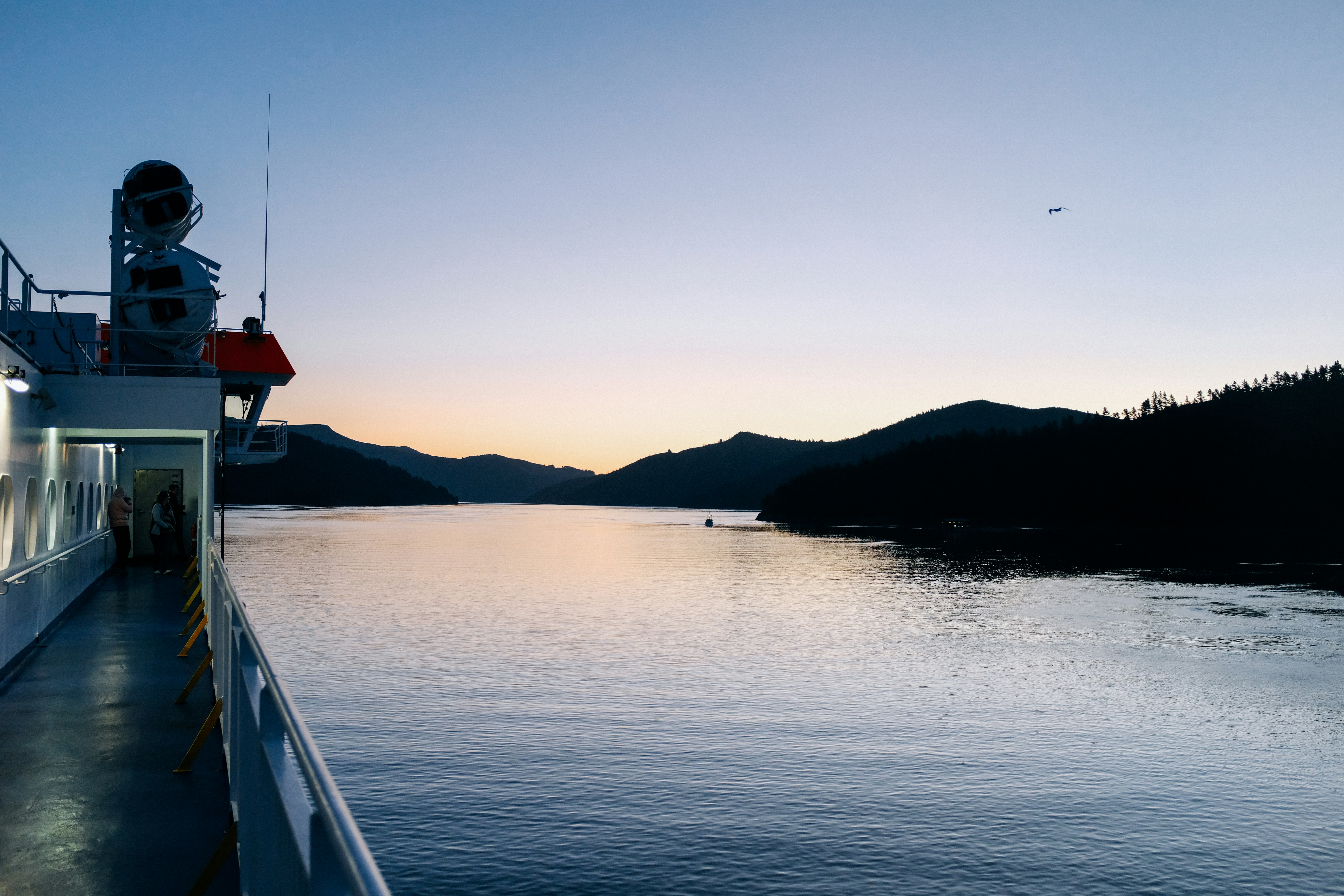 Photo by adrienolichon