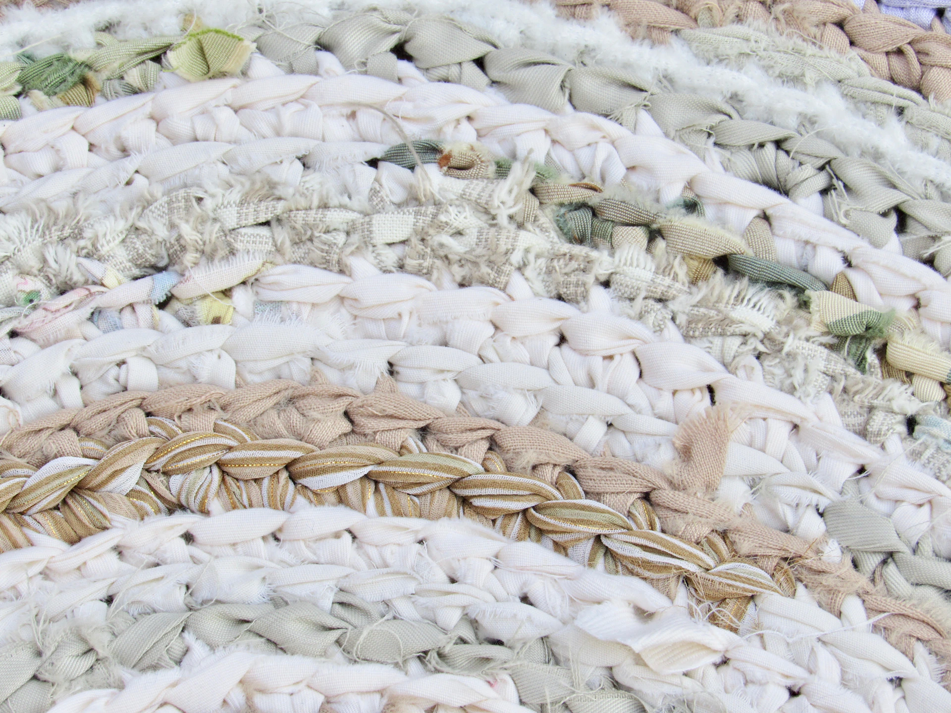 white and brown sand during daytime