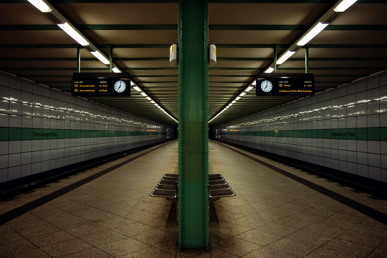 Fujifilm X-T1 + Fujifilm XF 16-55mm F2.8 R LM WR sample photo. Green and white train photography