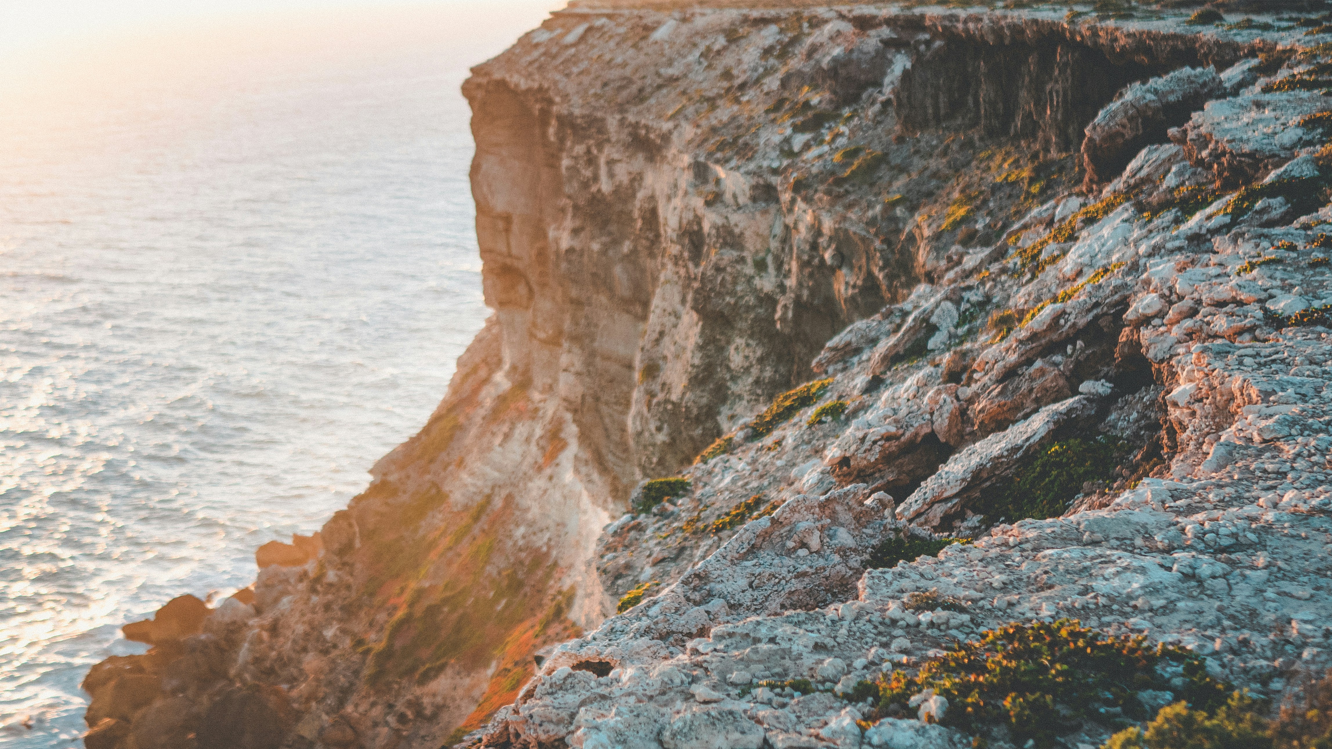 Photo by simonmaisch