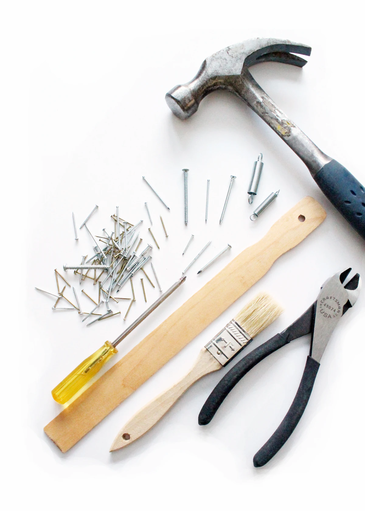 Household essentials and utility products for export